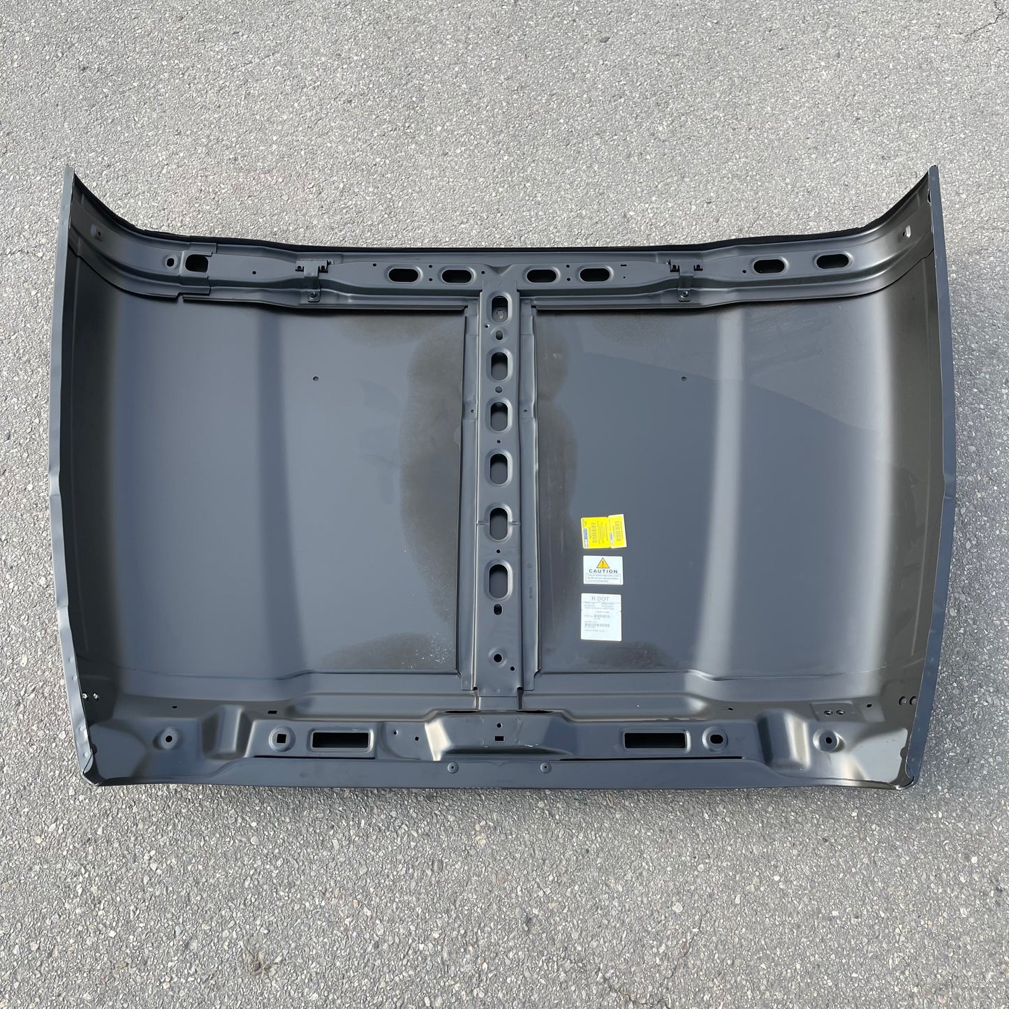 ZA@ Pallet of TONG YANG Hood For Jeep Wrangler 1997-2006 Black (AS-IS)