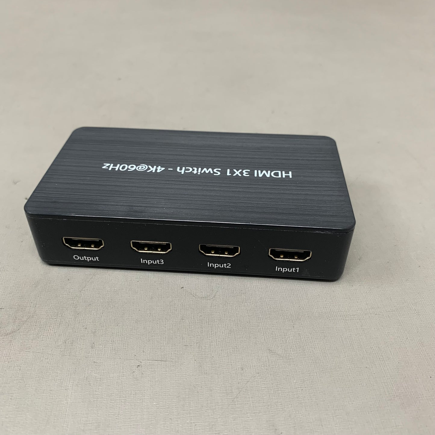 MONSTER 3-Way 4K HDMI Switch W/ Remote Control 6"x8" Black JHIU0128