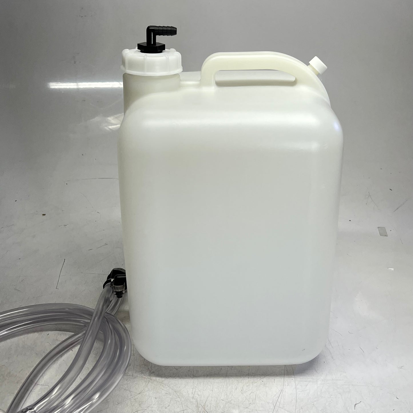 BATTERY WATERING TECHNOLOGYS  Gravity Feed Tank Watering  5 Gal NT2000GFR