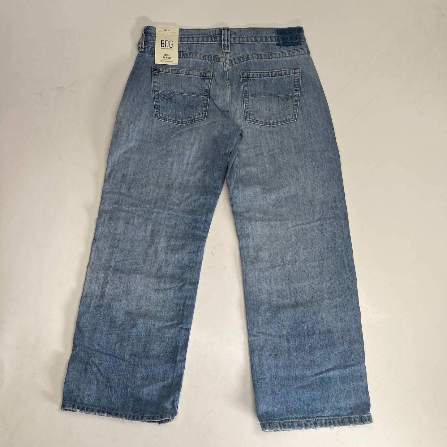 URBAN OUTFITTERS Kayla Low-rise Jeans Women's Sz 29W 32L Salton CP1171215