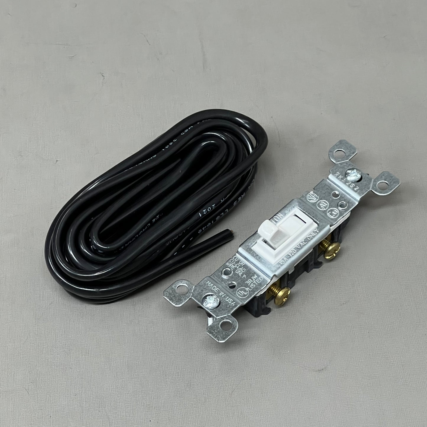 KINGSMAN Four-Lamp Universal Accent Light Kit For ZCVRB60 Glass Media ULK64