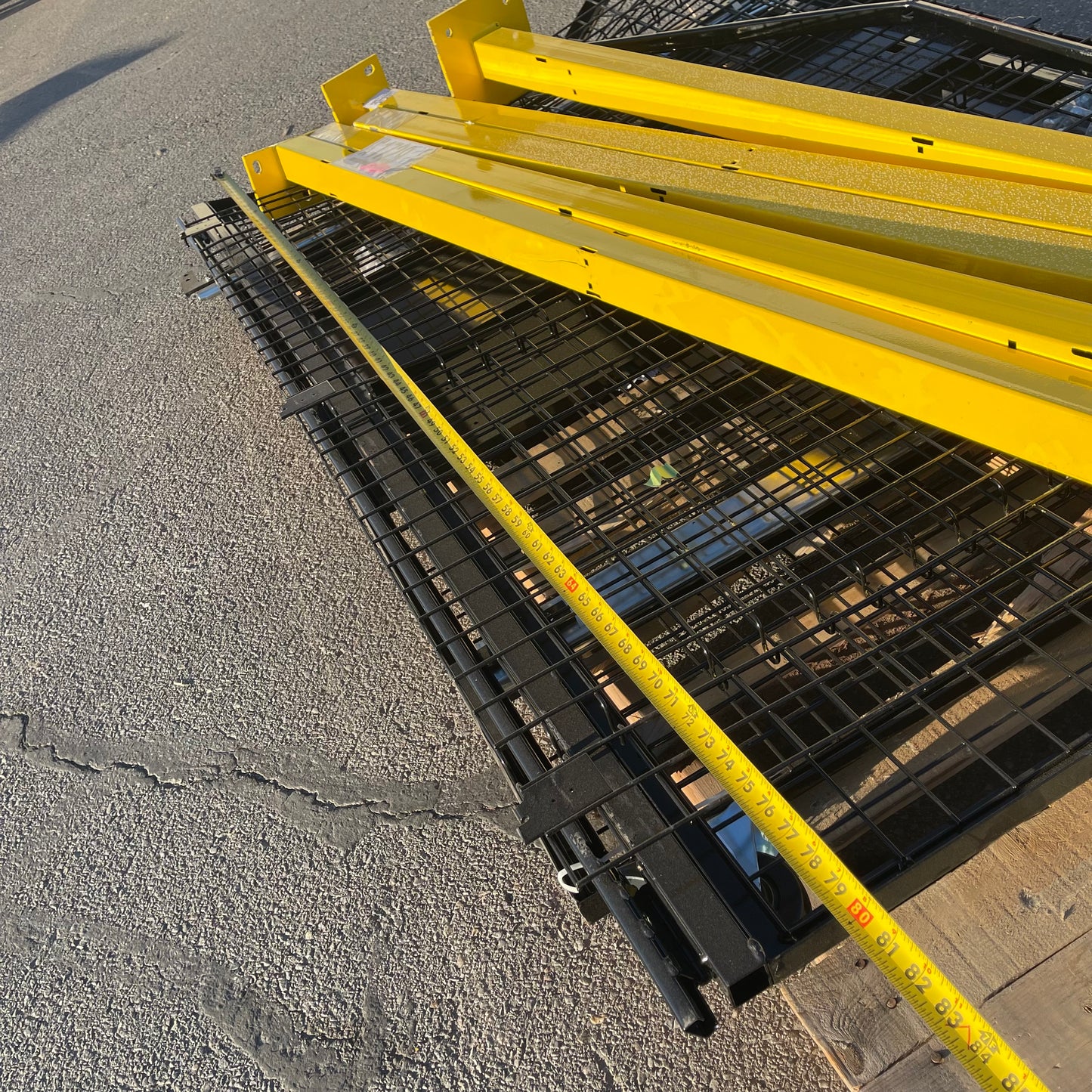 ZA@ Pallet of HUSKY Single Swing Door/velox Machine Guard KITXGSHD & KITXGDPOST (Damaged)