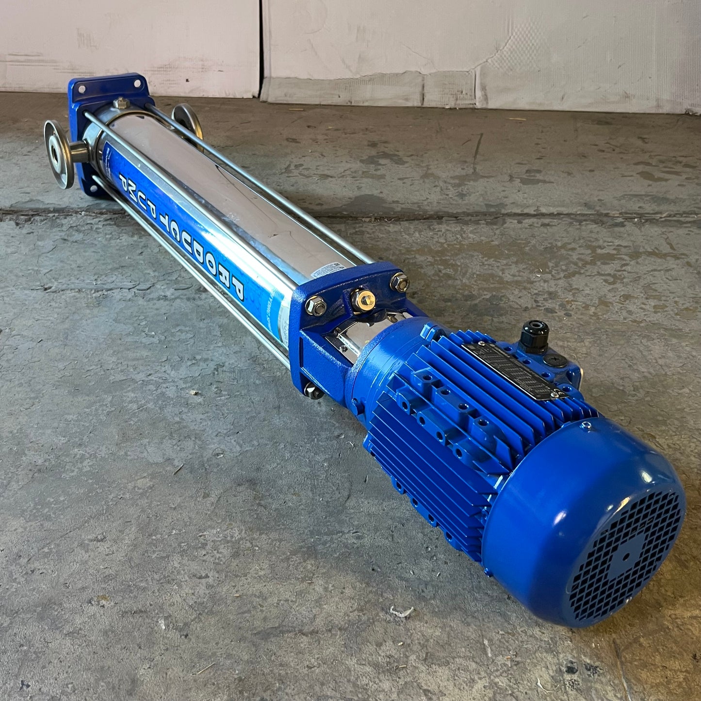 LOWARA Three Phase Vertical Multistage Pump With Motor 47"L Blue 1SV34F022T/D (new Other, Minor Damage)