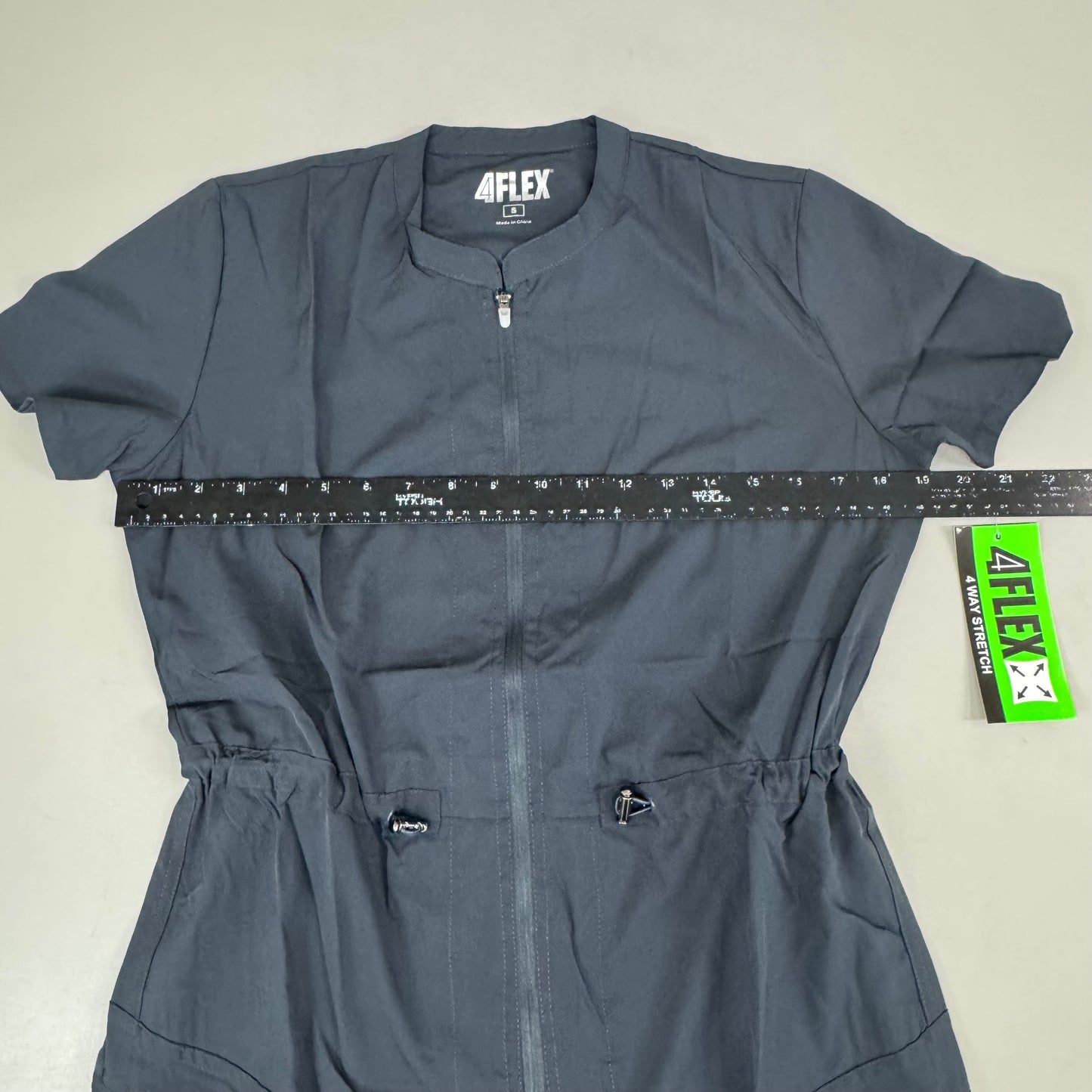GREEN TOWN 4 Flex Scrubs Jumpsuit Cinch In Waist Women's Sz S Pewter GFX-023AST
