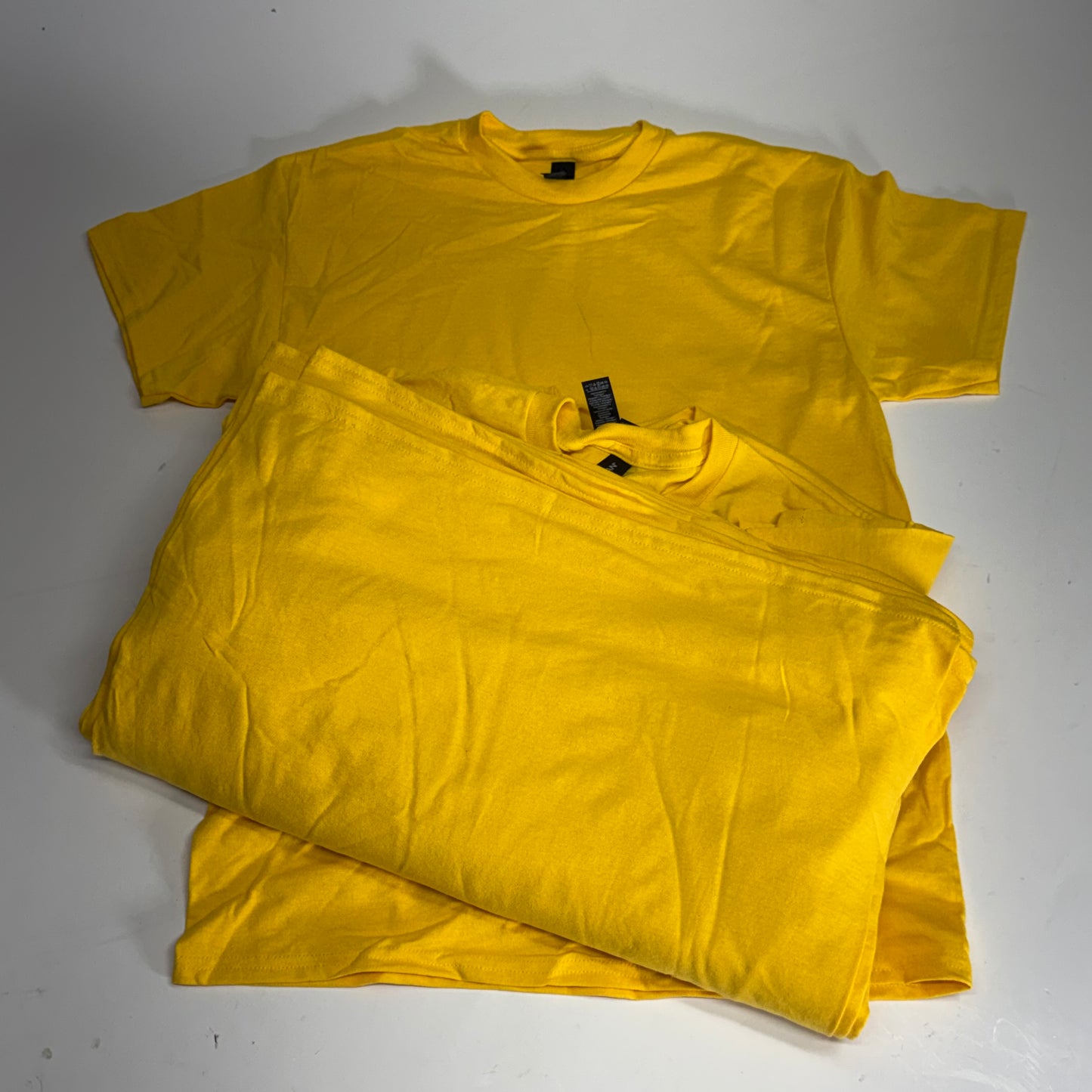 ZA@ GILDEN (12 PACK) Unisex Heavy Cotton T-shirts Short Sleeve Unisex Sz S Yellow