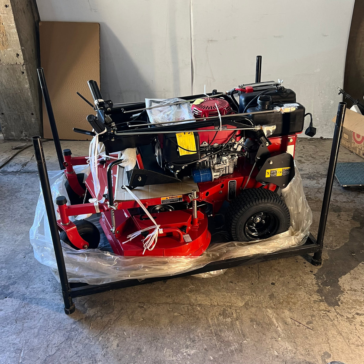 ENCORE 32" Commercial Walk Behind Mower 10.5 Hp Honda Engine - Red EW32X