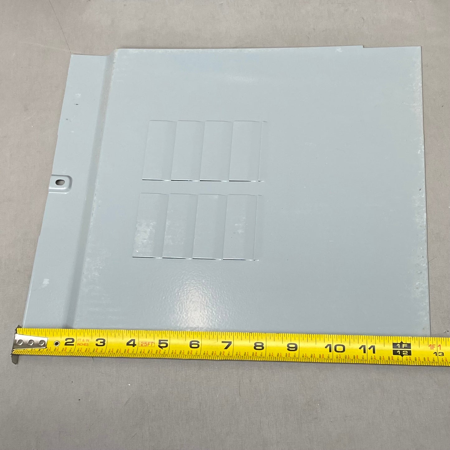 EATON CORPORATION Main Lugs Load Center 13"x11"x3.56" Grey BR816L125RP