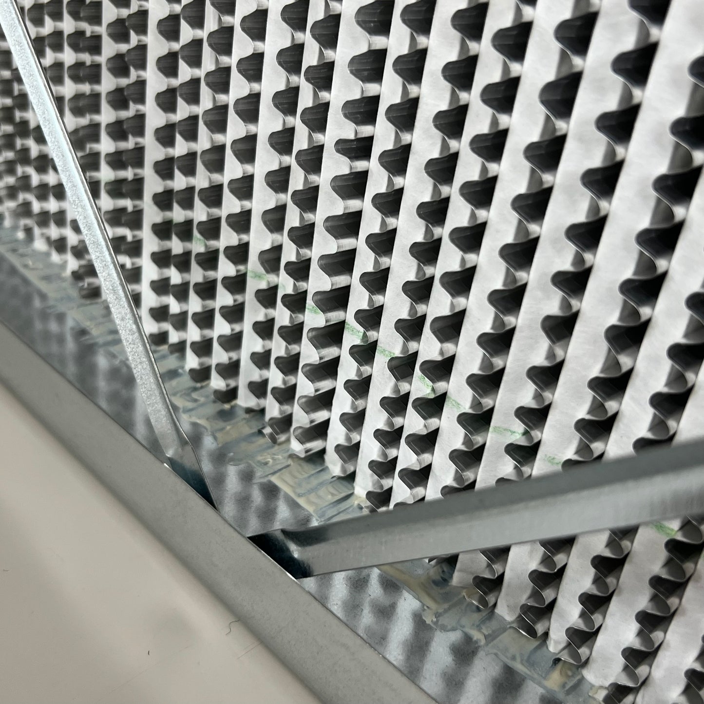 AEROSTAR Cartridge Air Filter W/ Single Header 24"x24"x12" 16290