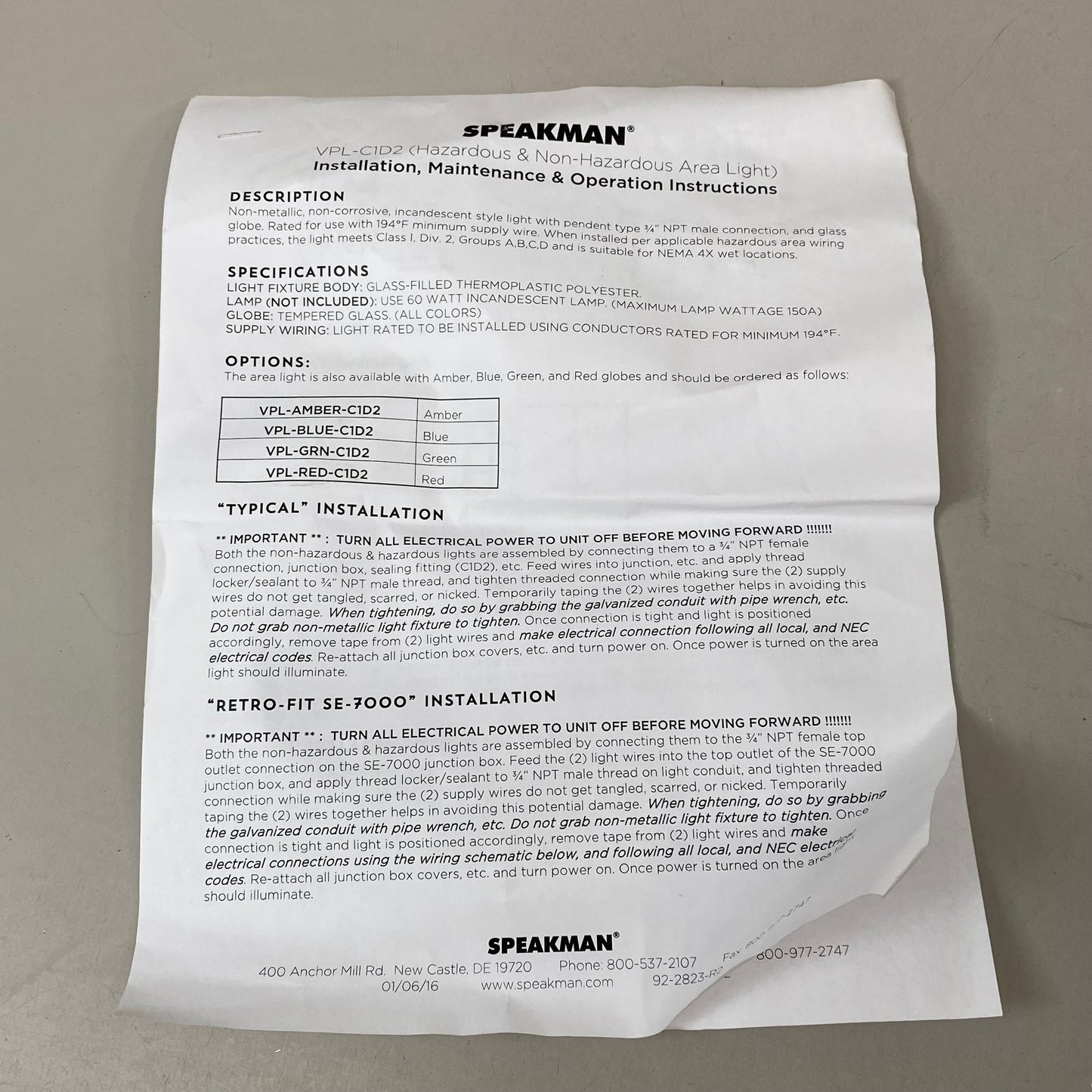 SPEAKMAN Vapor Proof Hazardous Non-Metallic Light 14" L x 5" W Clear/White VPL-C1D2