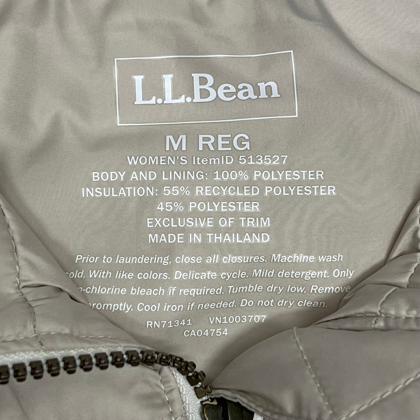 L.L. BEAN  Mountain Classic Puffer Vest Women's Sz M Reg Shore/Paperwhite 513527