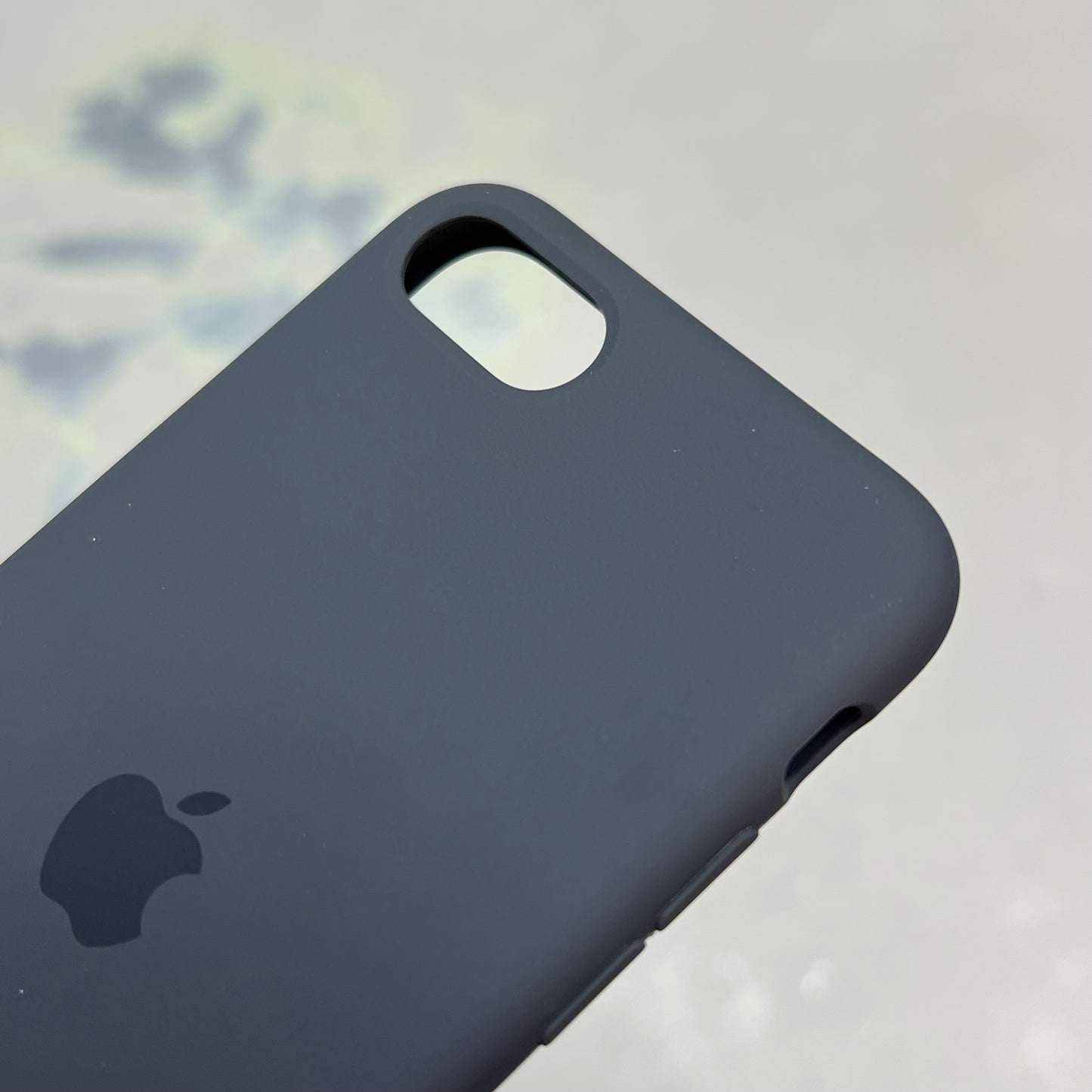 APPLE Silicone Case For Apple iPhone SE (2nd Generation) Black MXYH2M/A (Return)