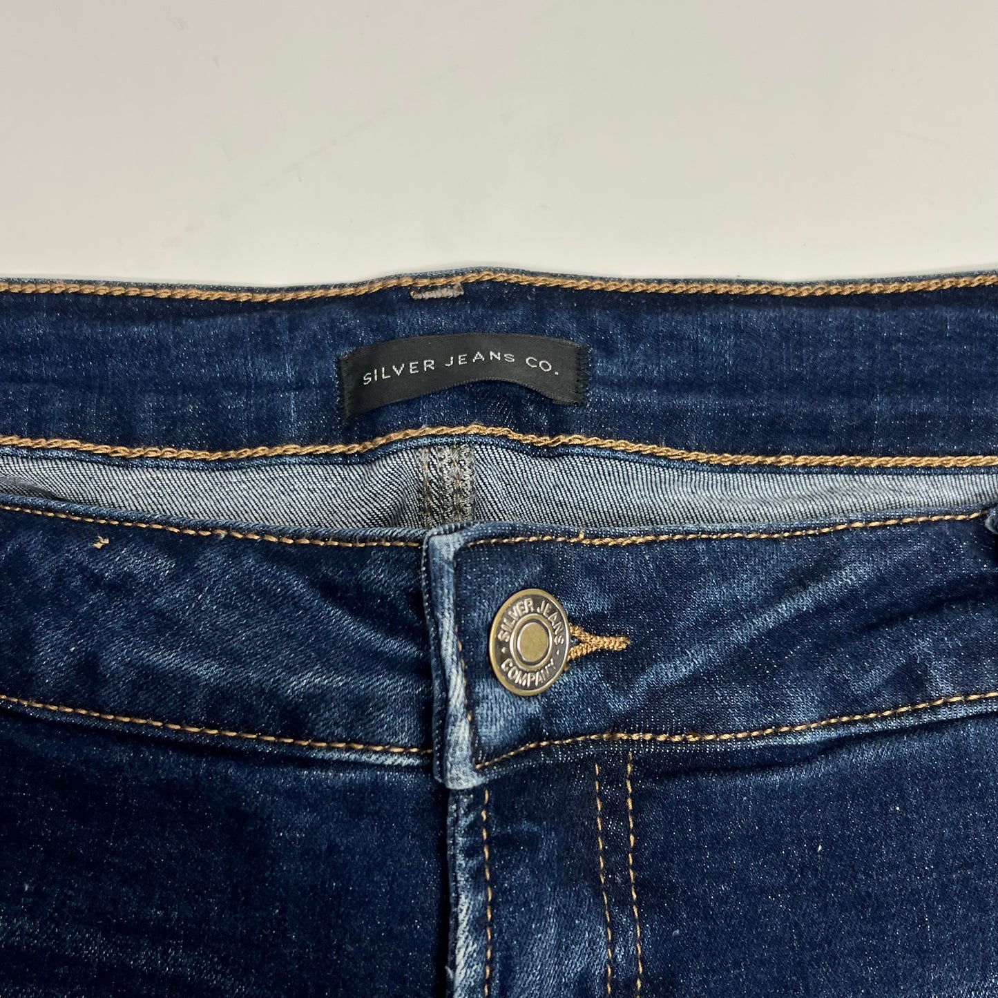SILVER JEANS CO. Boyfriend Mid Rise Short Women's Sz 20W/6 Indigo W53608ECF428