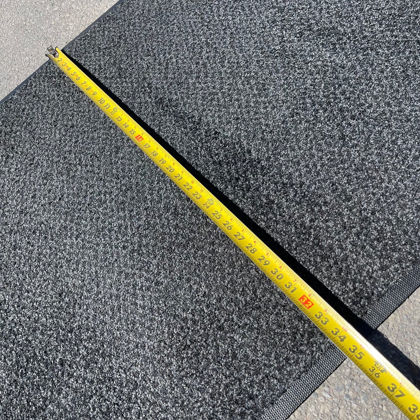 Z@ CLASSIC SOLUTIONS Floor Mat 3’x10’ Charcoal Heather S007027288 (New)
