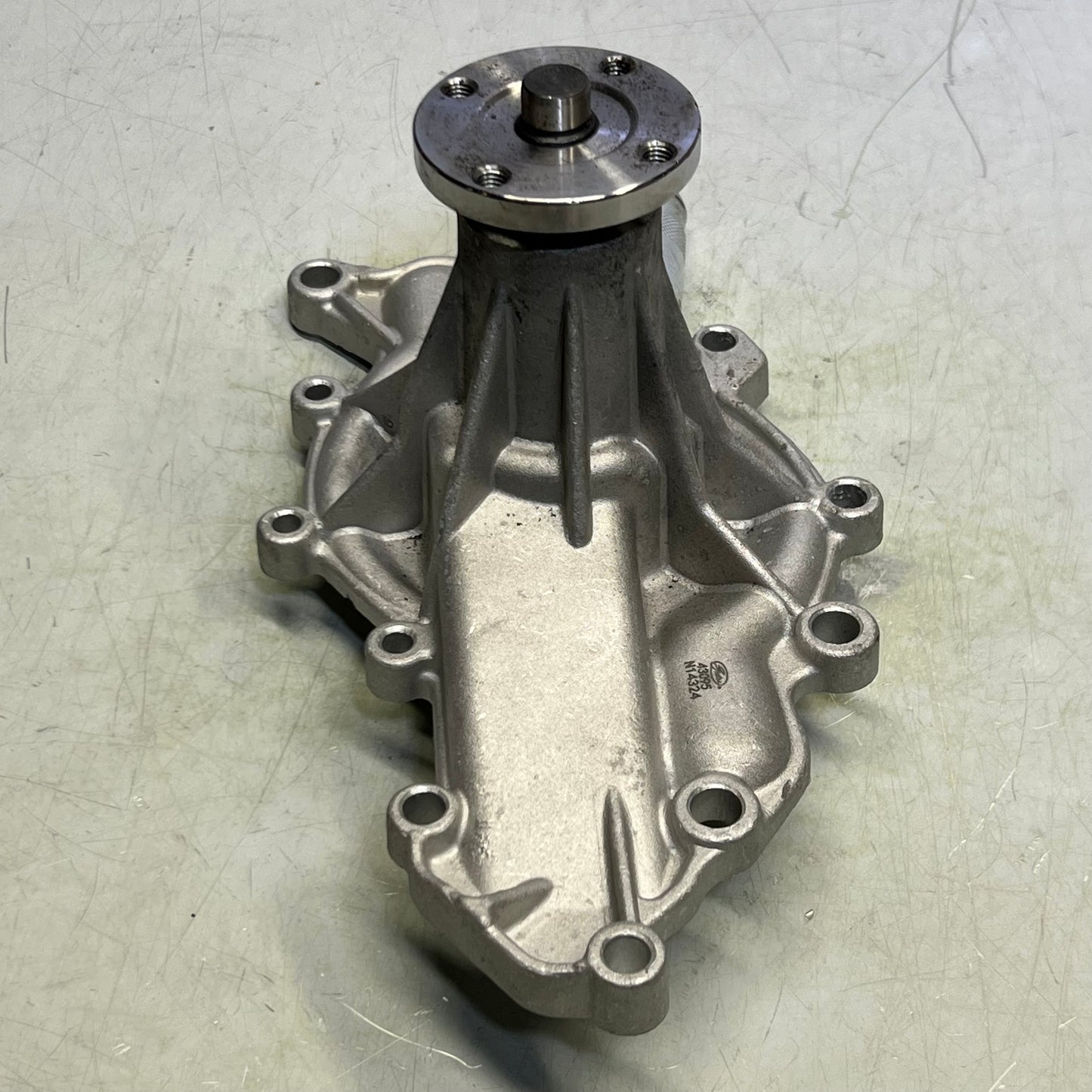 GATES Engine Water Pumps Sz 11"L x 5"H N14324