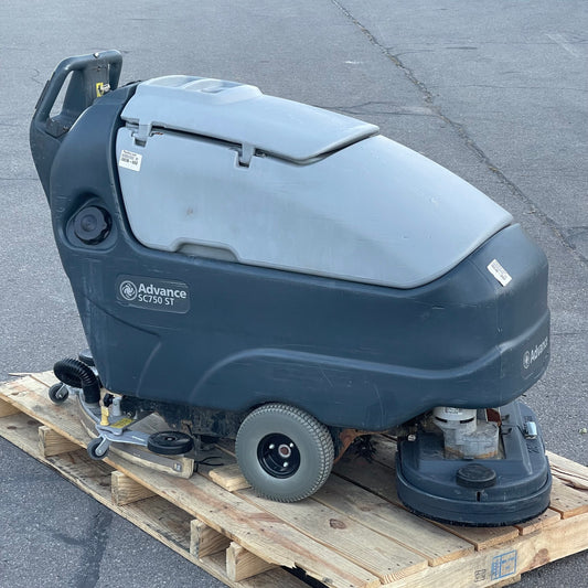 ADVANCE Walk-Behind Commercial Floor Scrubber SC750