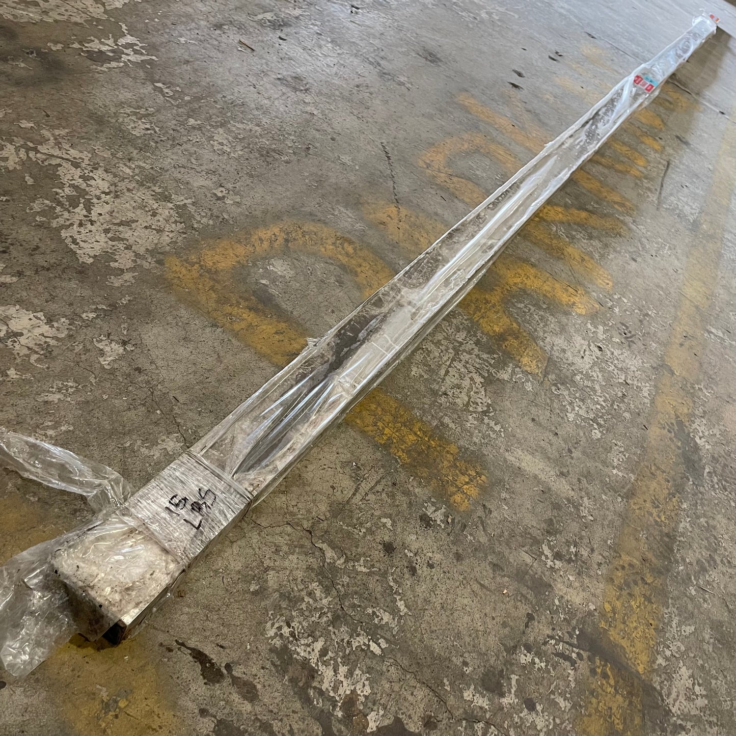 KRAFT TOOL CO. Magnesium Screed 216”x1 1/2”x3 1/2” CC619