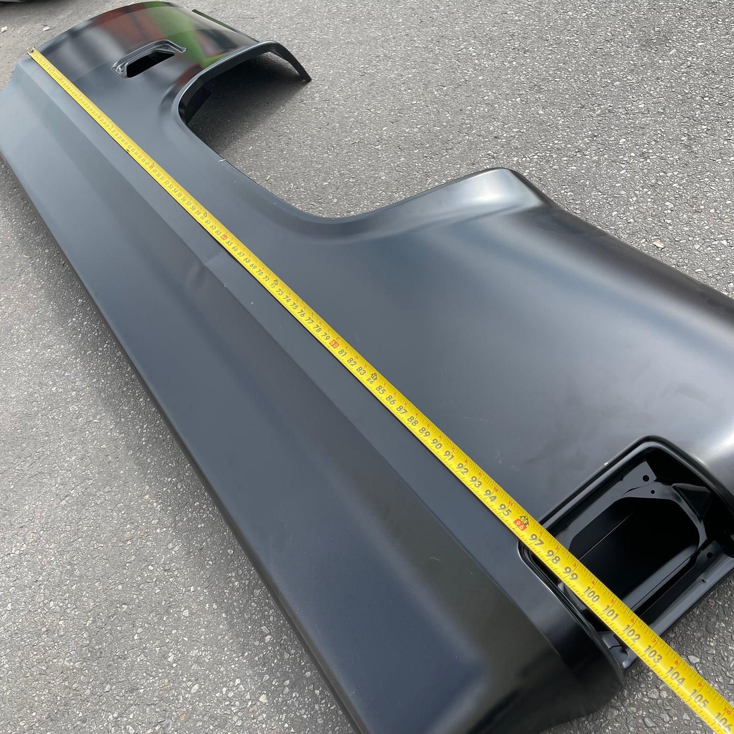 ZA@ Pallet of CHL Right Bedside Fleetside For Chevy/GMC Pickup 1979-1987 Black LG-60-057/RH (AS-IS)