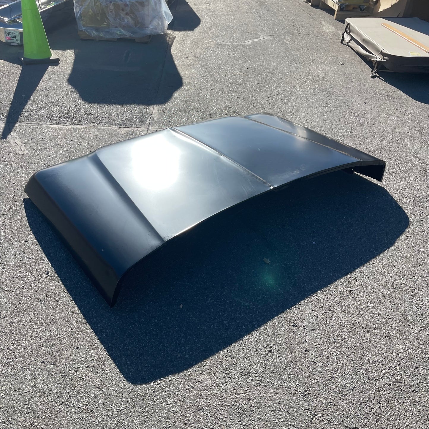 ZA@ Pallet of TONG YANG Hood for Ford F-Series Trucks & Bronco 1973-1979 Black FO1230133 (AS-IS)