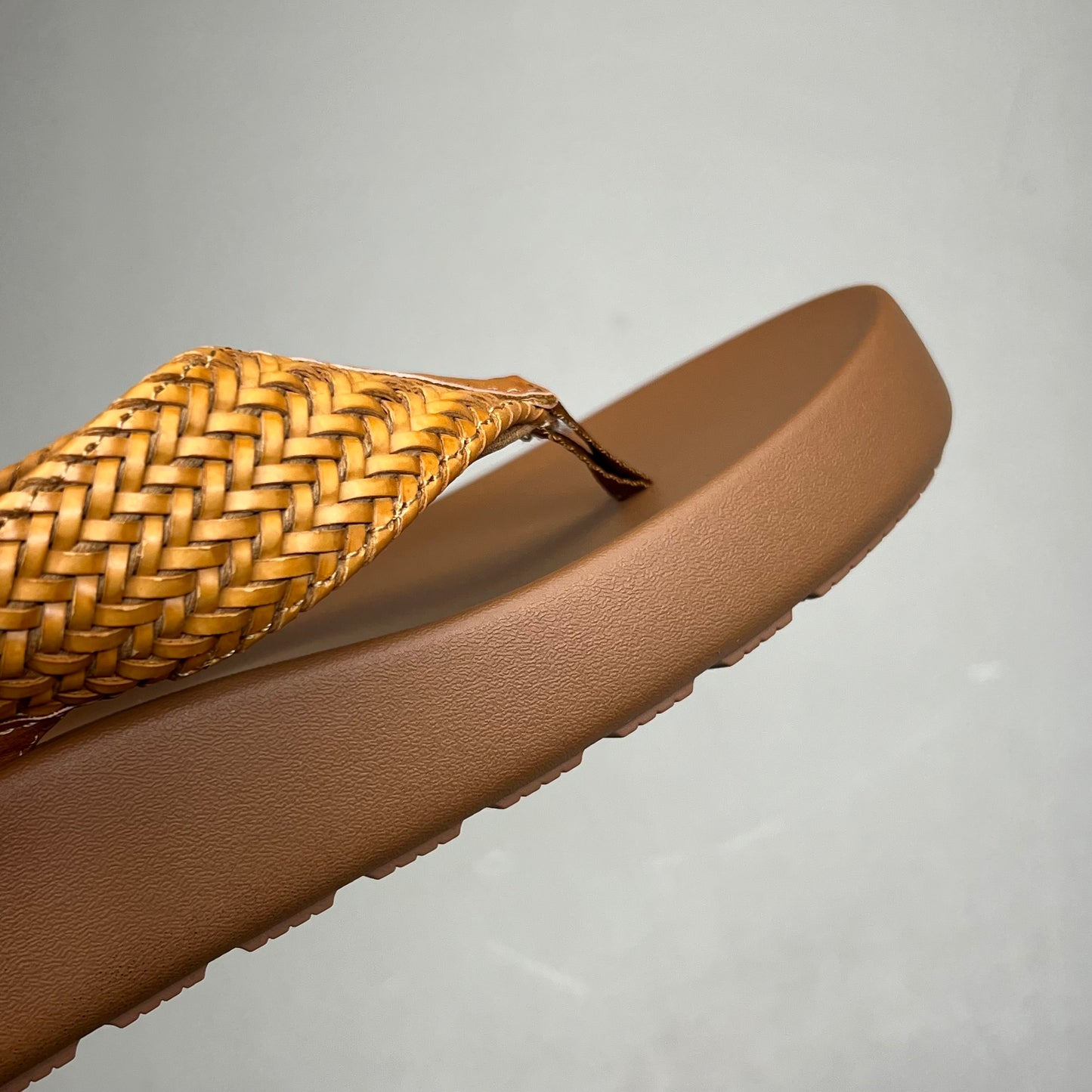 COBIAN Palmilla Braided Synthetic Leather Strap Sandals Women's Sz 10 EU 41 Tan PAL25-230-10