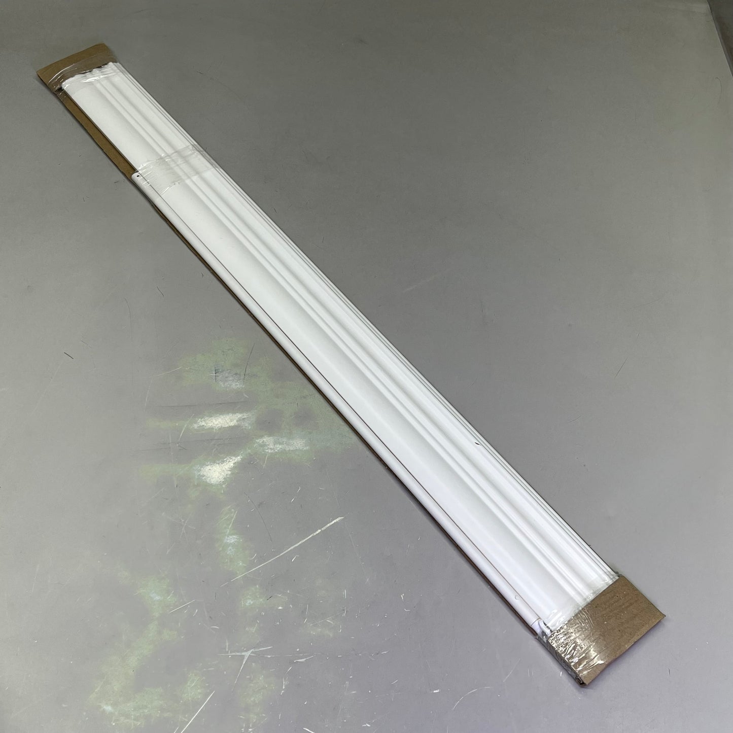 HOME DECORATORS COLLECTION Cordless Faux Wood Blinds 2.5"x 35"Wx48"L White