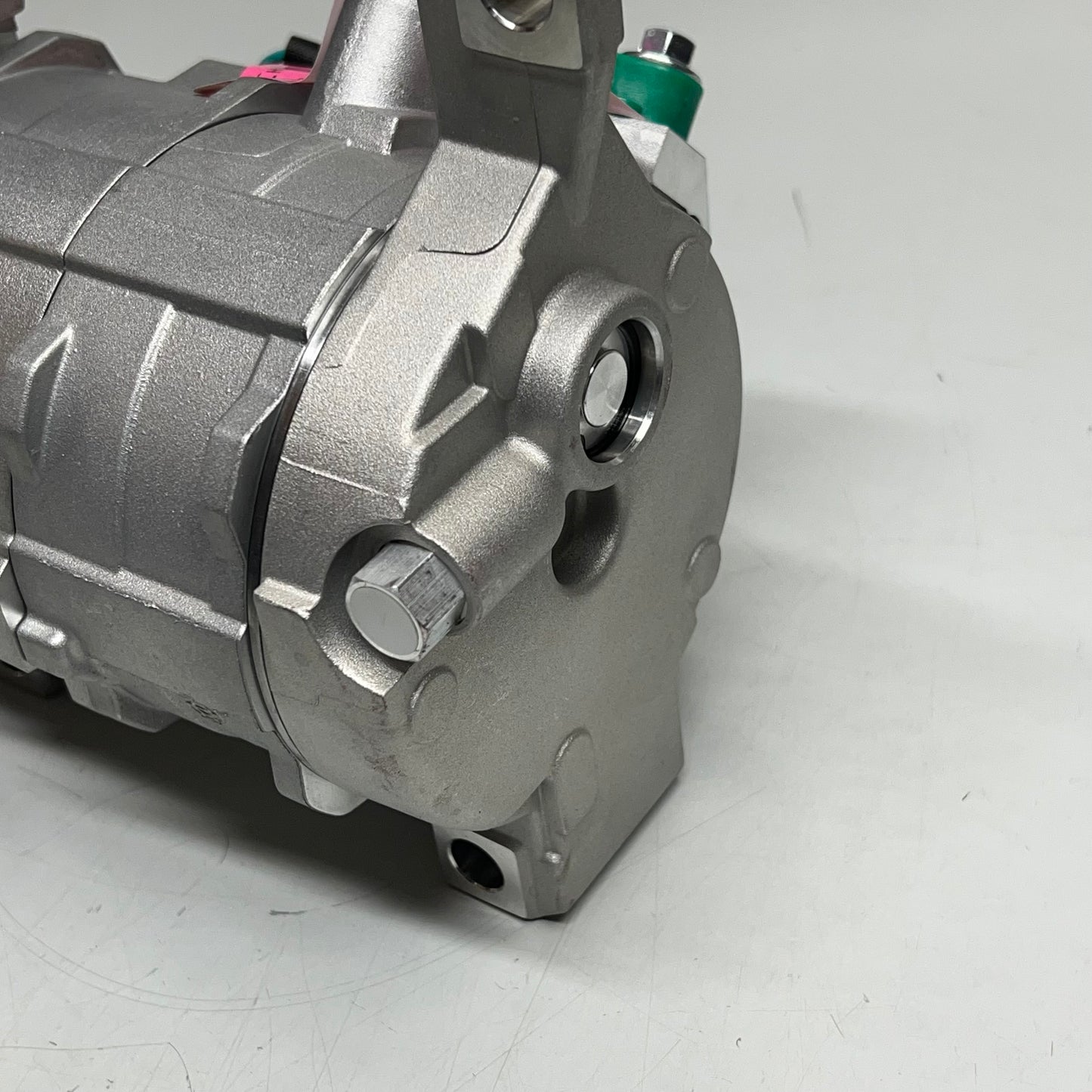 MURRAY OE Quality A/C Compressor For Cadillac, Chevrolet, GMC & Hummer 78377