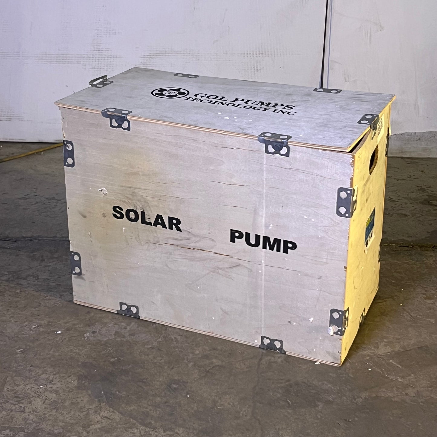GOL PUMPS TECH  Brushless Solar Swimming Pool Pump W/ Controller SSP500-15/17B