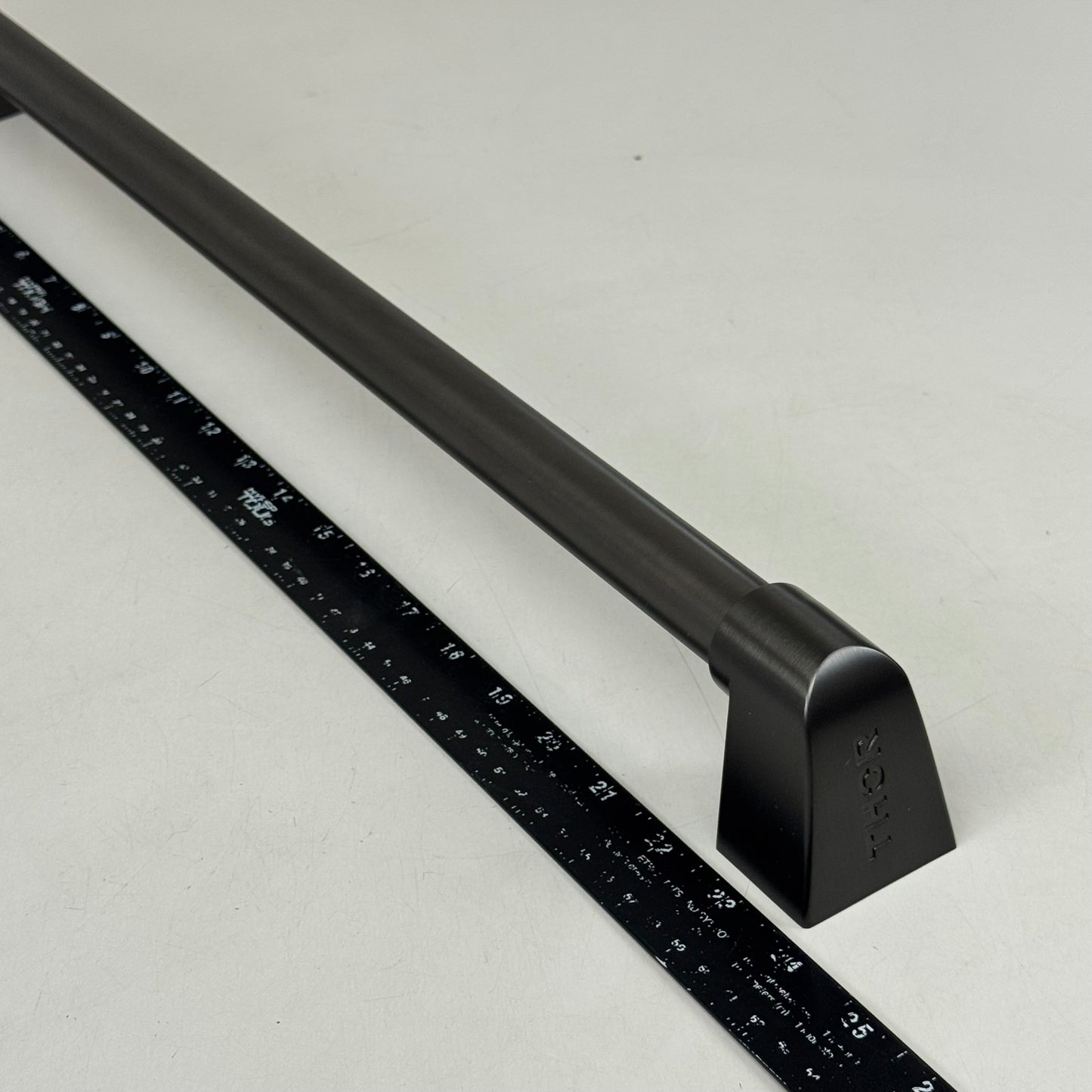 GORDON RAMSEY Thor Color Hardware Assey 30" Handle Kit Matte Black CKA-RF3017-BLK