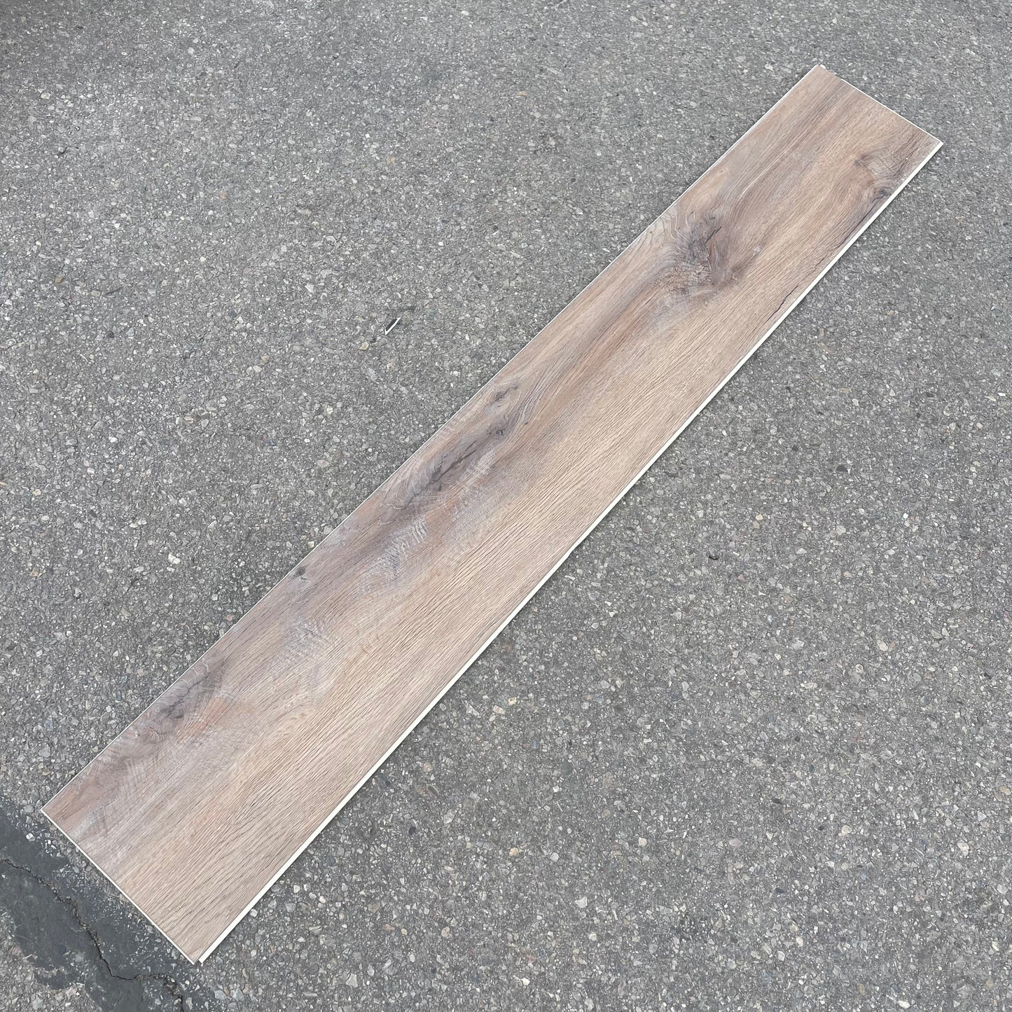 Z@ Pallet of NDURE Flooring Platinum Plus Series 60”x9” planks (AS-IS)