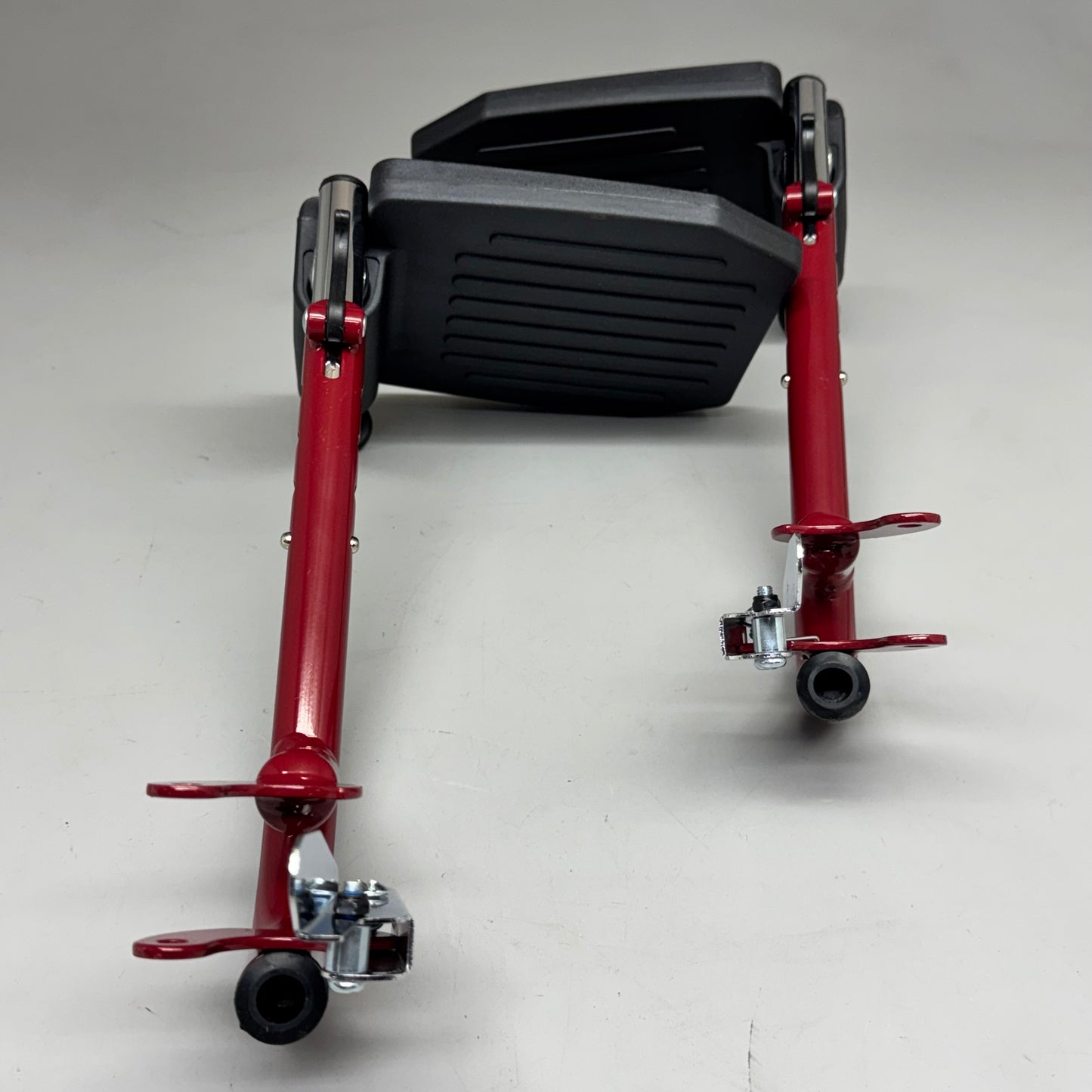 MEDLINE Basic Aluminum Transport Chair 19" Seat 12" Rear Wheels Red MDS808200ARE