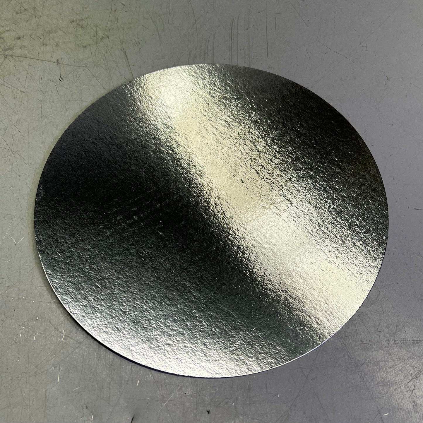 ZA@ WESTERN PLASTICS (500 PACK) Round Board Lids 9" Dia Silver/White 509LL