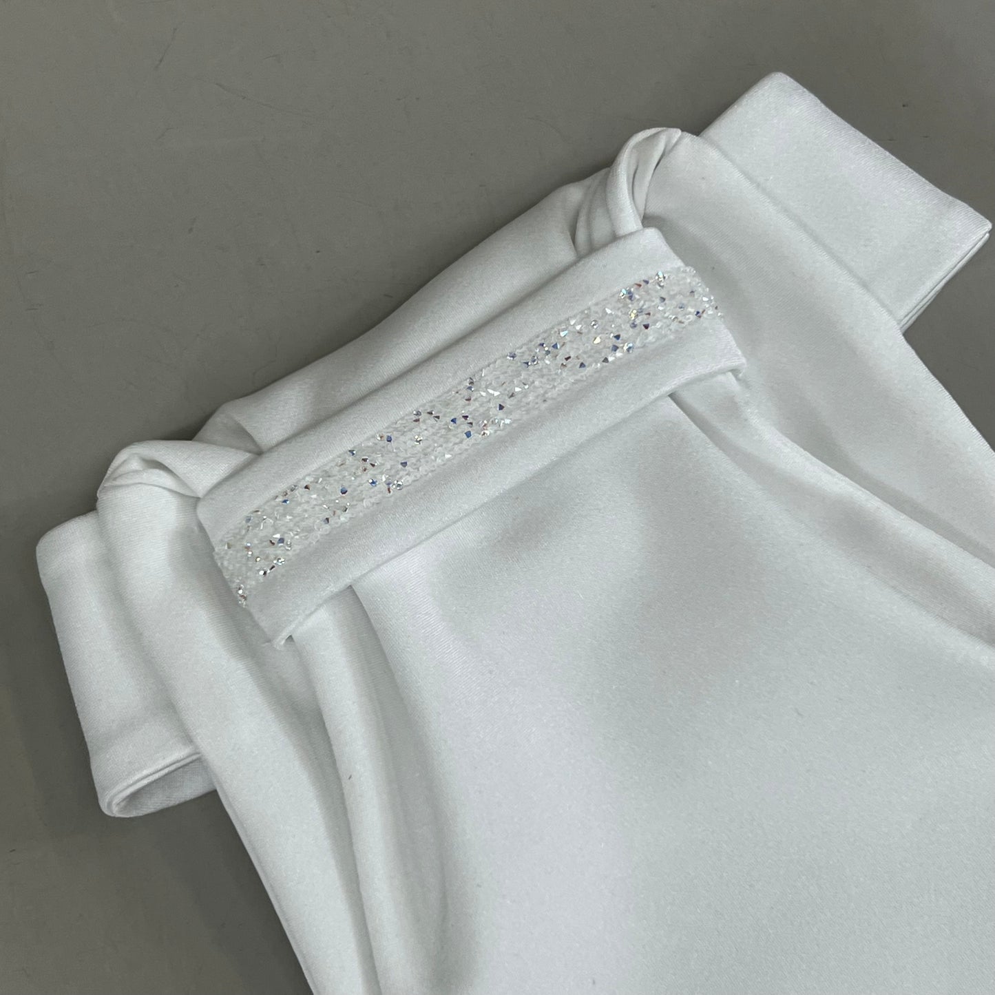 SAMSHIELD Plastron Premium Equestrian Riding Tie Women's Sz XS/S Holo White