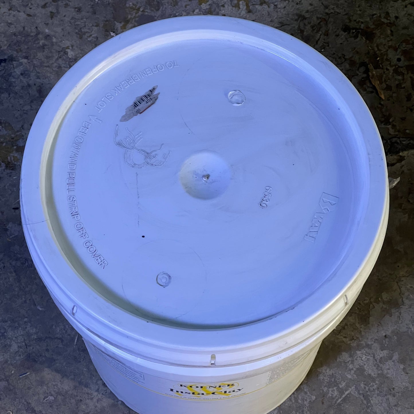KOLNER Insta Clay Acrylic Resin Sprayable 5 Gal.