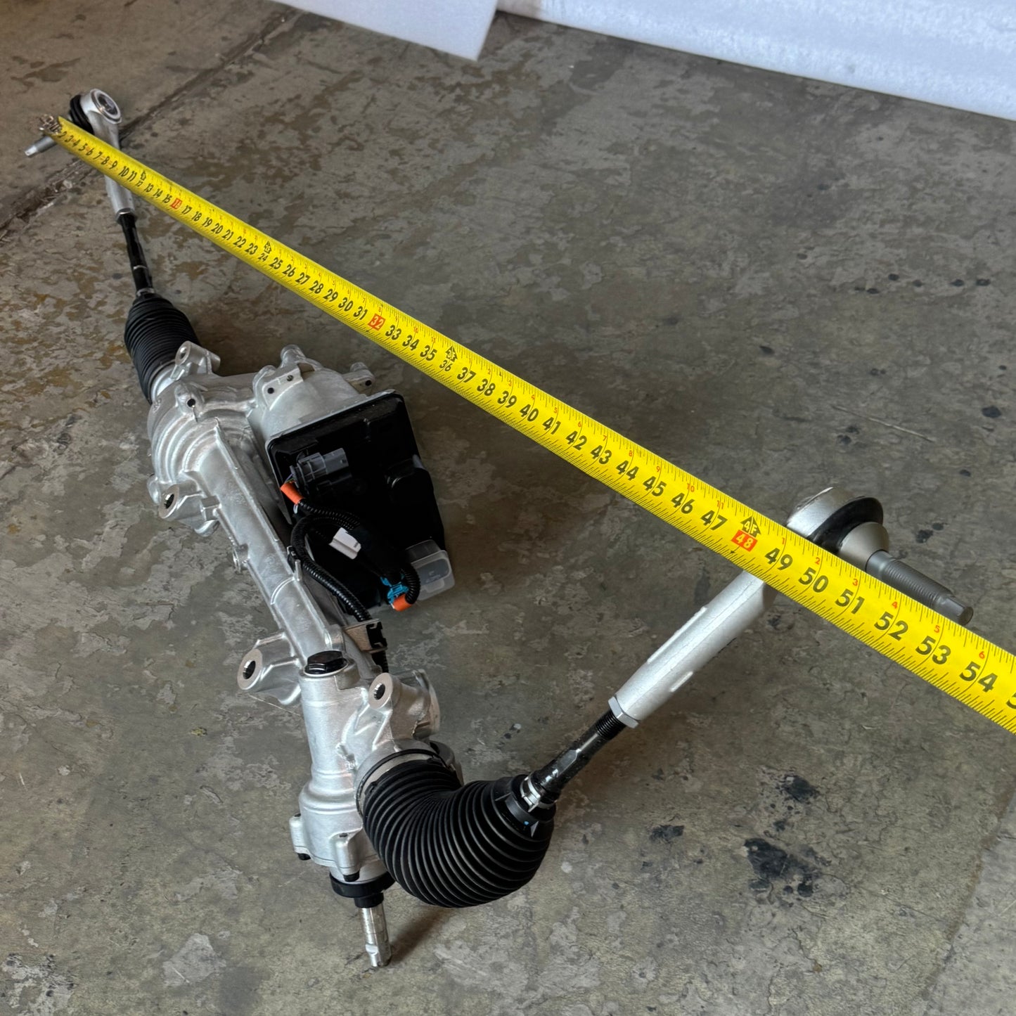 TESLA Steering Gear Rack Pinion 1044832-00-A (New Other, Distressed Box)