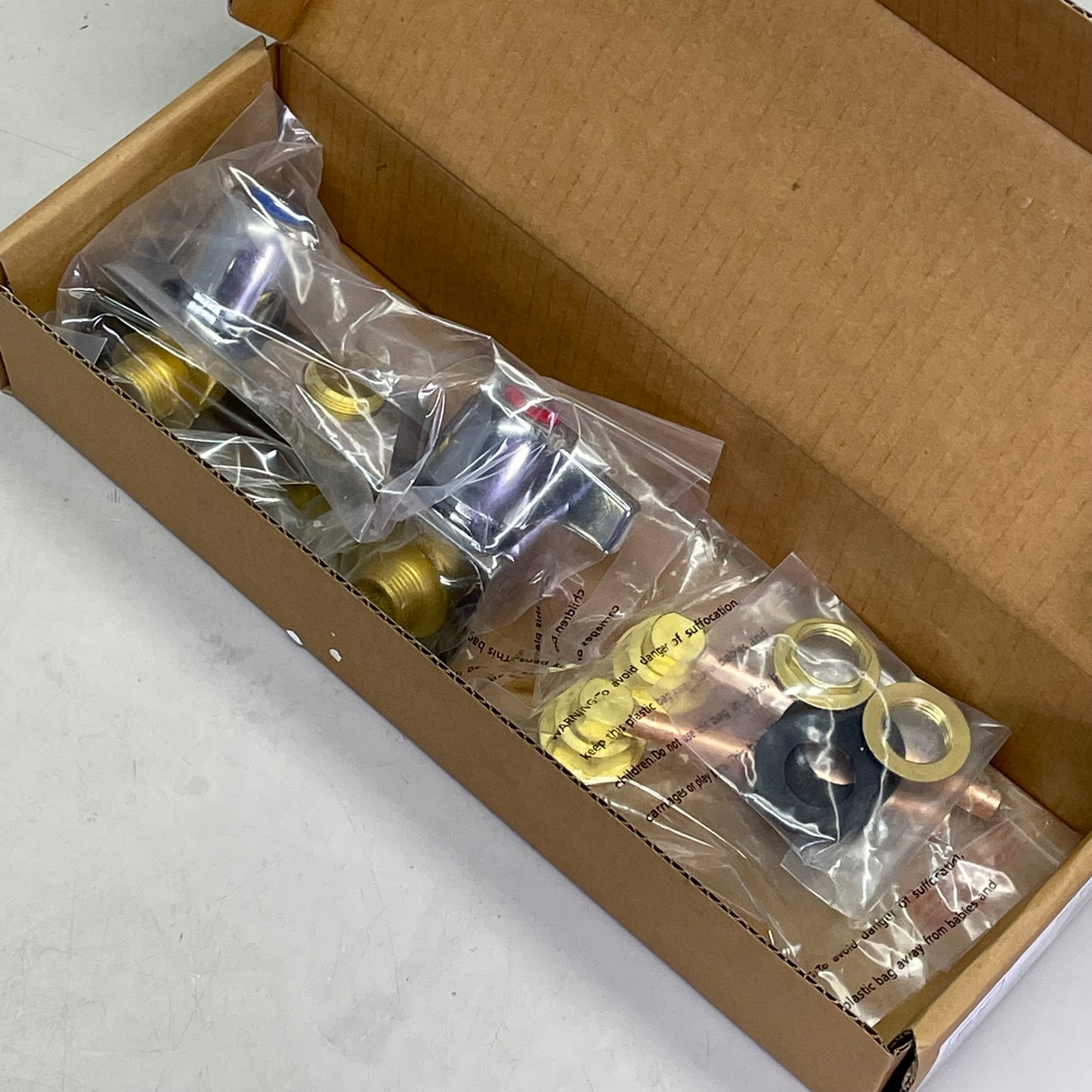 BK RESOURCES Blender Station 18"W x 21-1/4"D Steel UB4-21-1410BSS