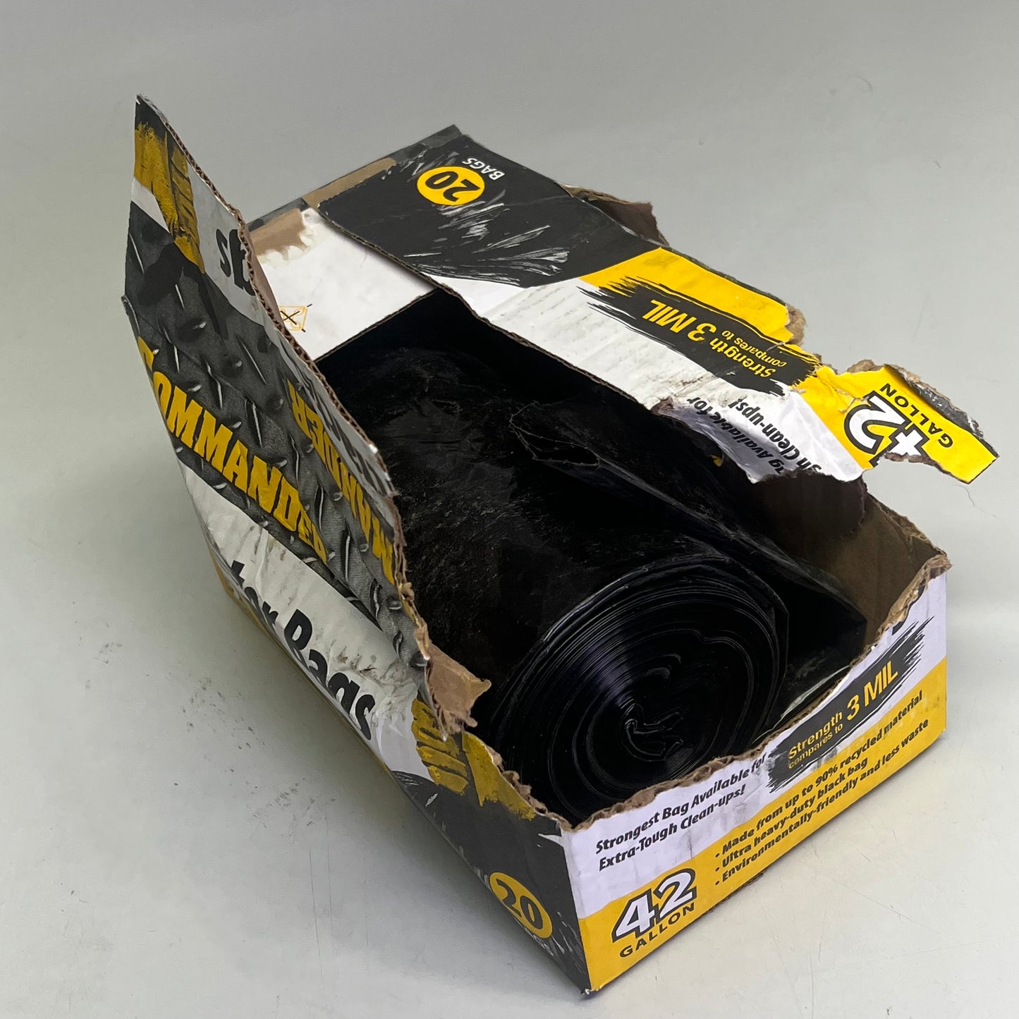ZA@ COMMANDER Heavy-Duty Contractor Clean Up Bags 42 Gallon Black 3MCON20 (As-is)