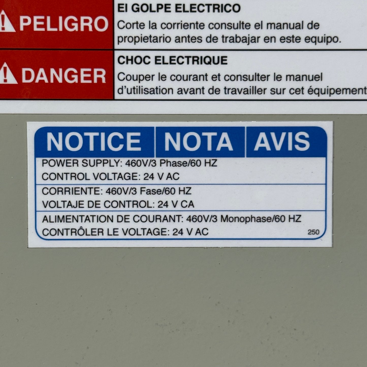 VESTIL Three Phase Asynchronous Motor For Loading Docks 6.5HP Capacity 6000 Lbs 208/230V 32"L x 13"W x 28"H Black & White N184T-4A