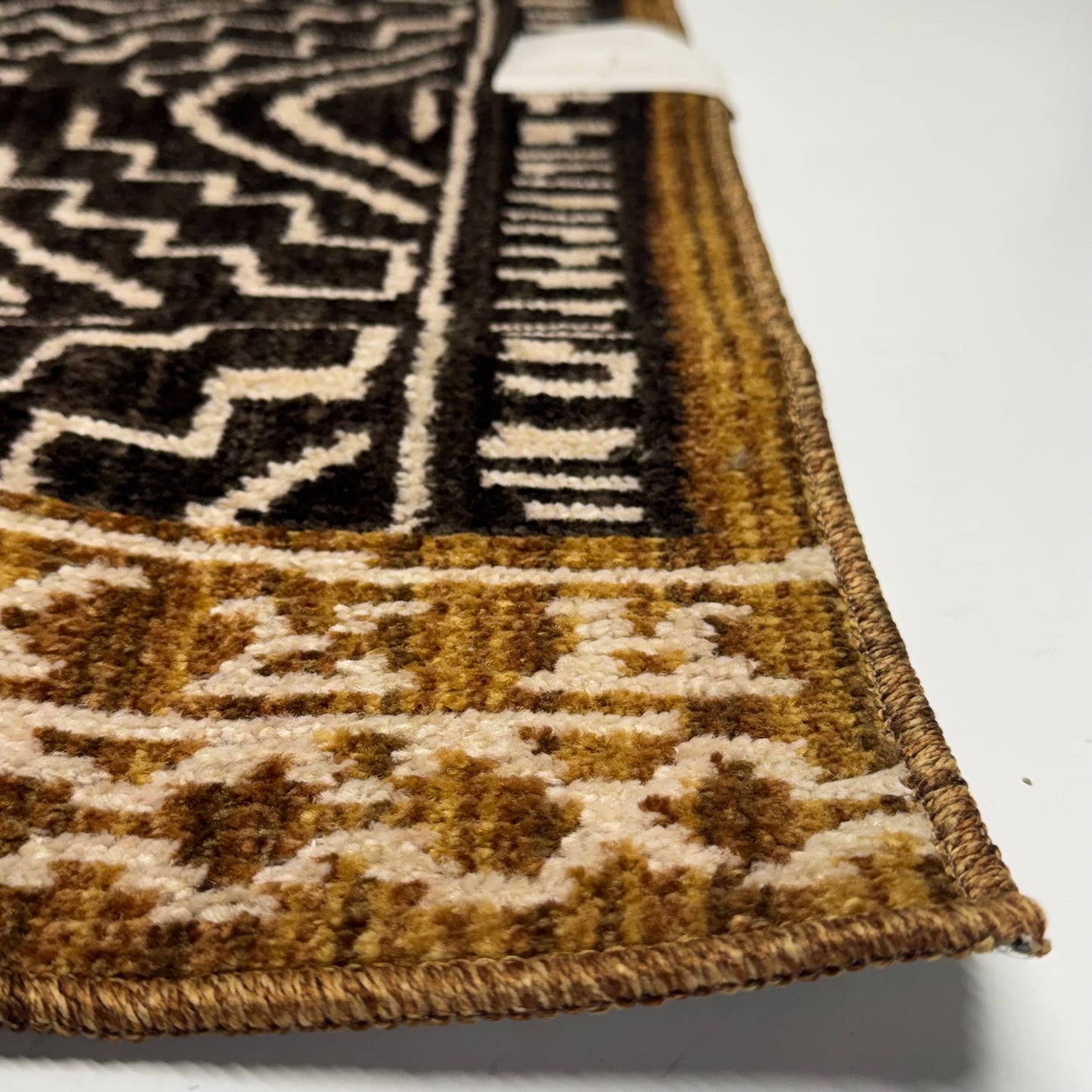 THRESHOLD Global Rug Sz 24" x 36" Black/Tan