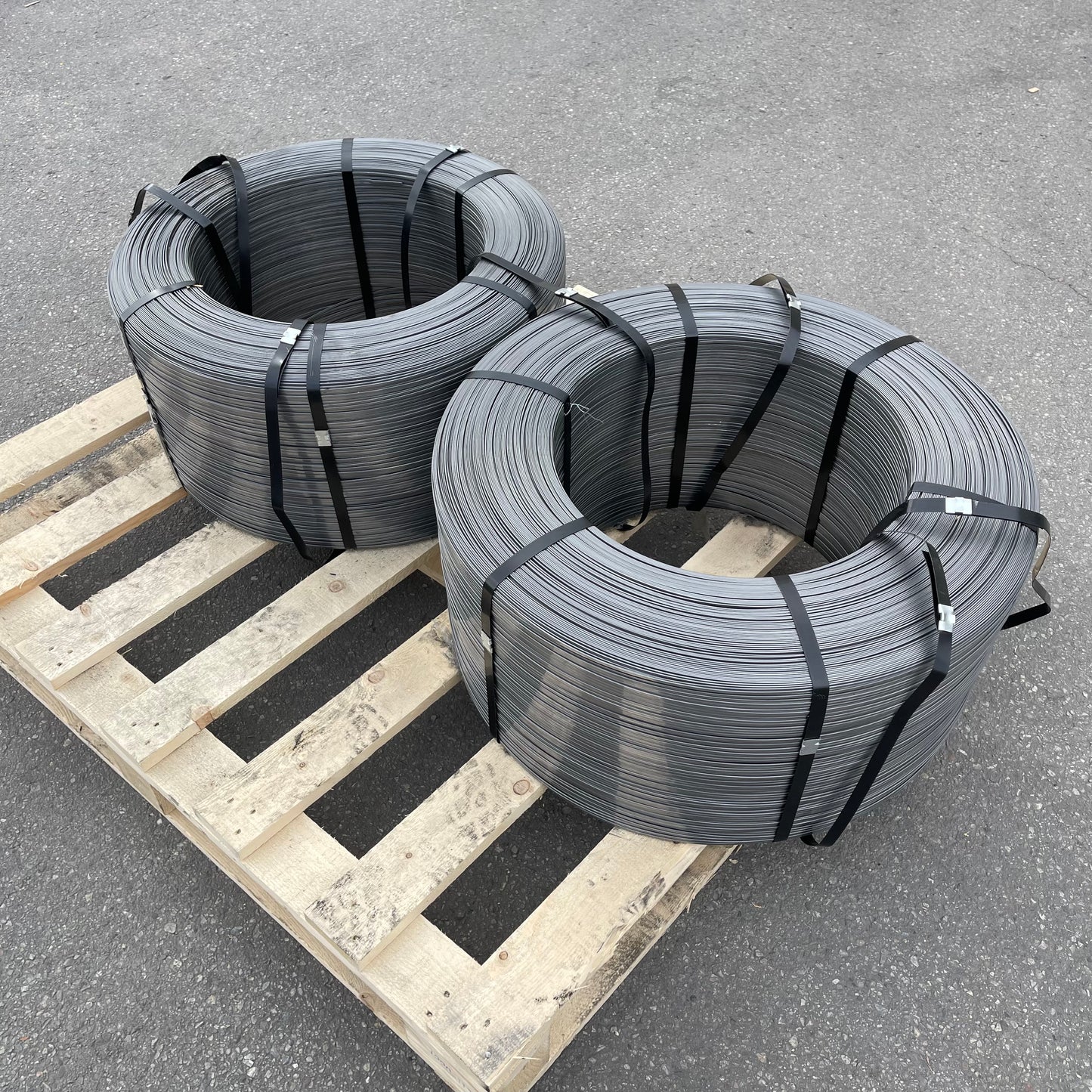 ZA@ Pallet of NS Metal Stamping/banding Grey (AS-IS)