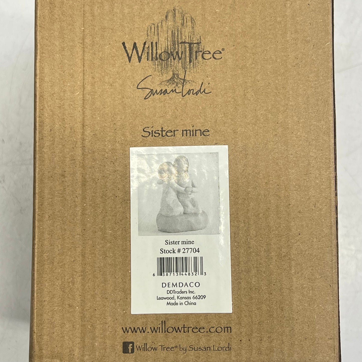 WILLOW TREE Sister Mine Resin Figurine Keepsake By Susan Lordi 4" 27704