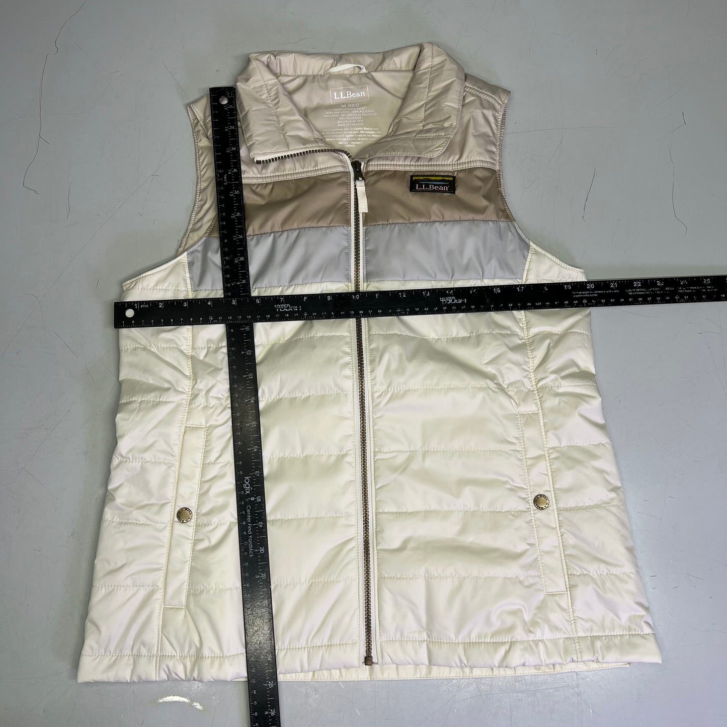 L.L. BEAN  Mountain Classic Puffer Vest Women's Sz M Reg Shore/Paperwhite 513527