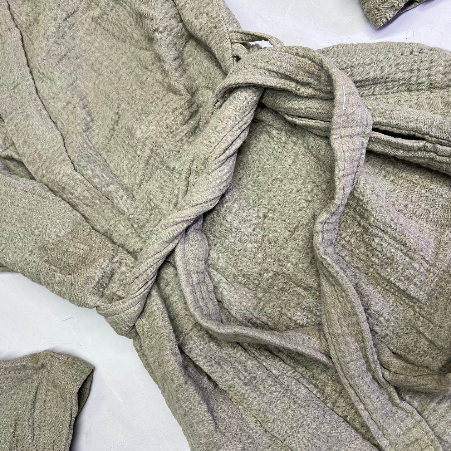 PARACHUTE 4-Ply Gauze Cloud Cotton Robe W/ Pockets Men's Sz S Moss (Pre-Owned)