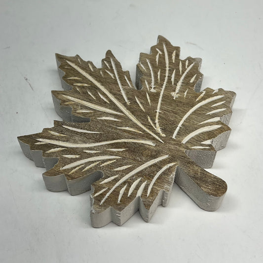 OAKSTREET (6 PACK) Wooden Leaf Home Decor Home Stuff White Wash OSW268395