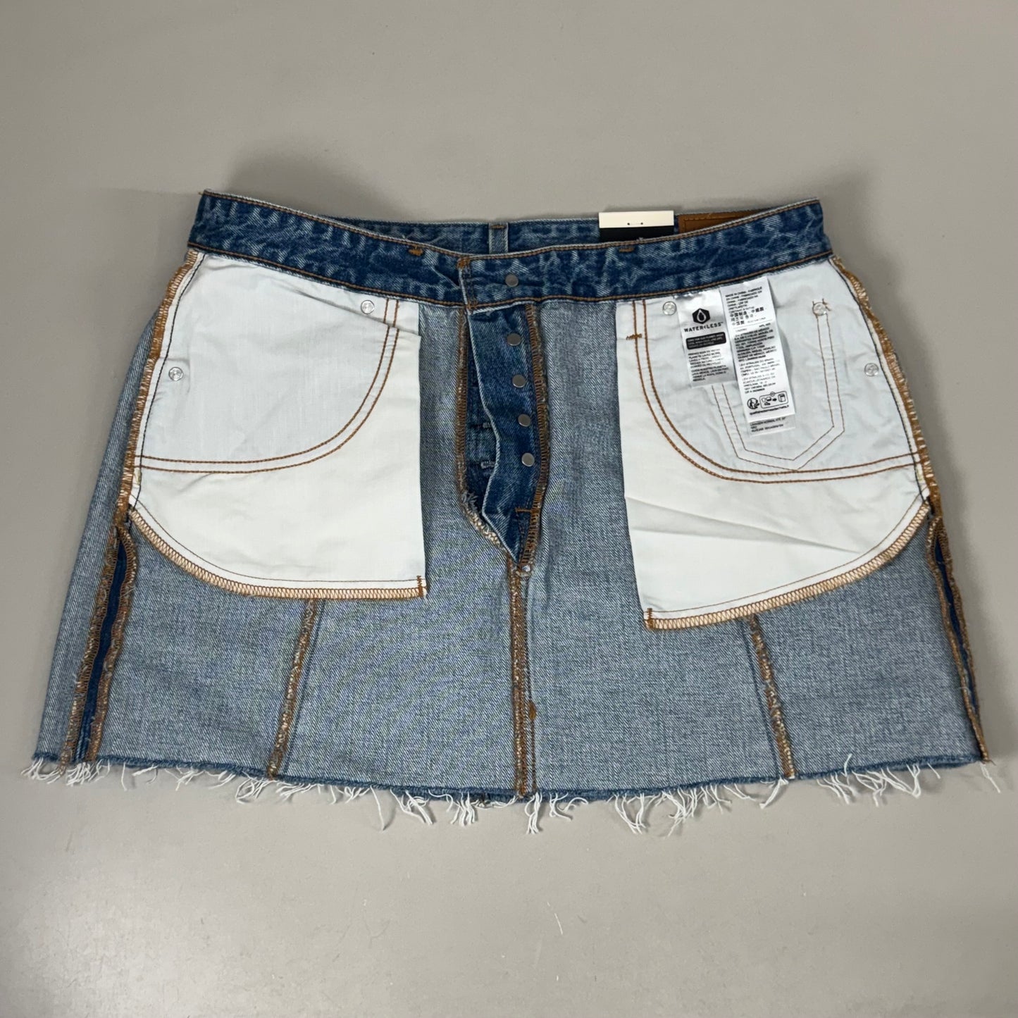 LEVIS Recrafted Icon Skirt Mid Rise Original Women's Sz 31 Novel Notion Med Wash