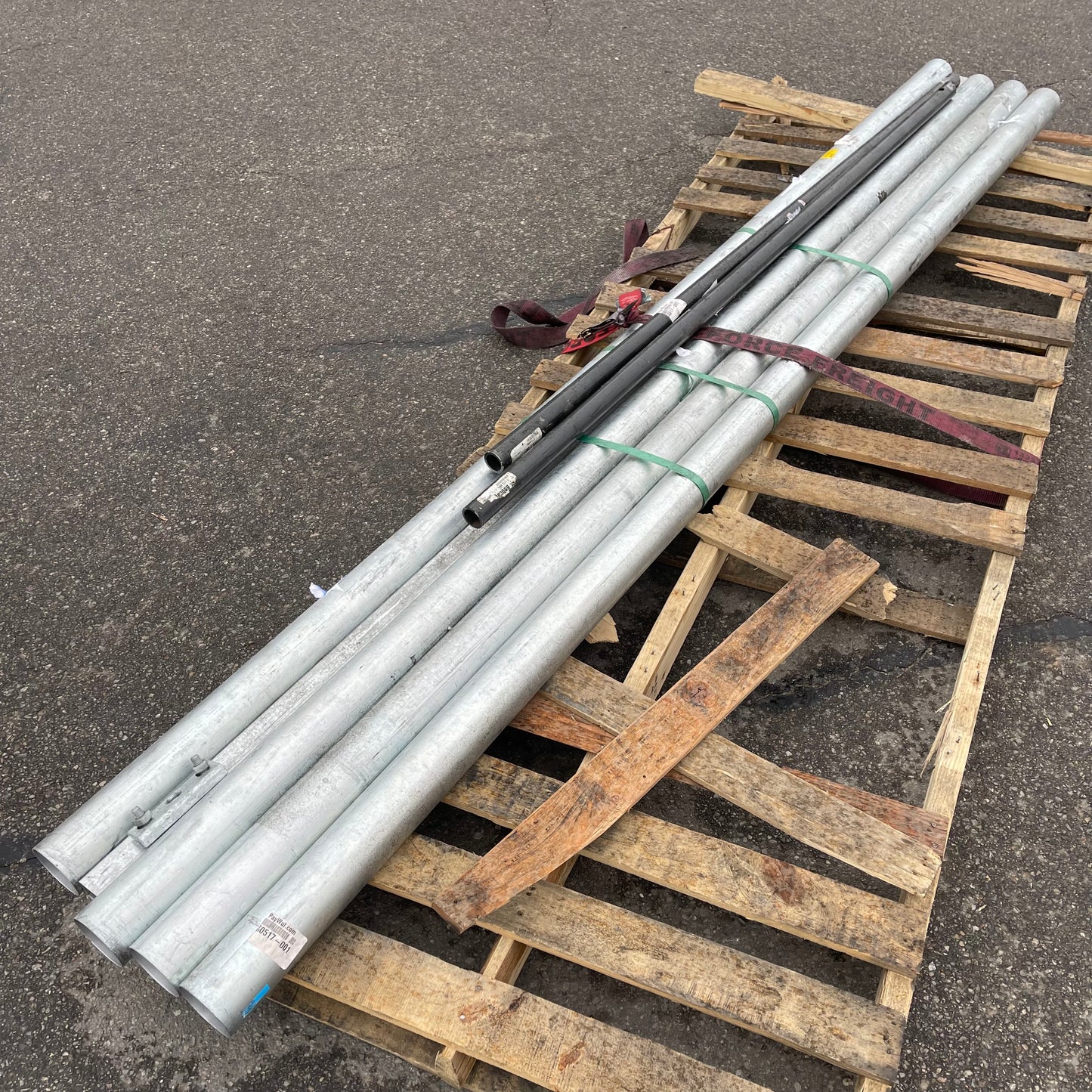 ZA@ Pallet of NUCOR Electrical Metallic Tubing 120” x 3.5” (AS-IS)