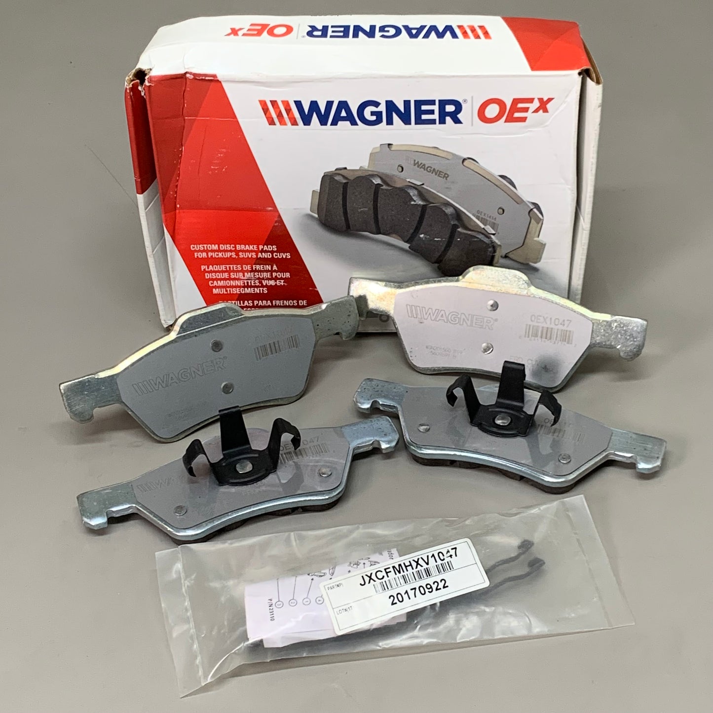 WAGNER OEx Disc Front Brake Pad Set 7" x 3" Grey OEX1047