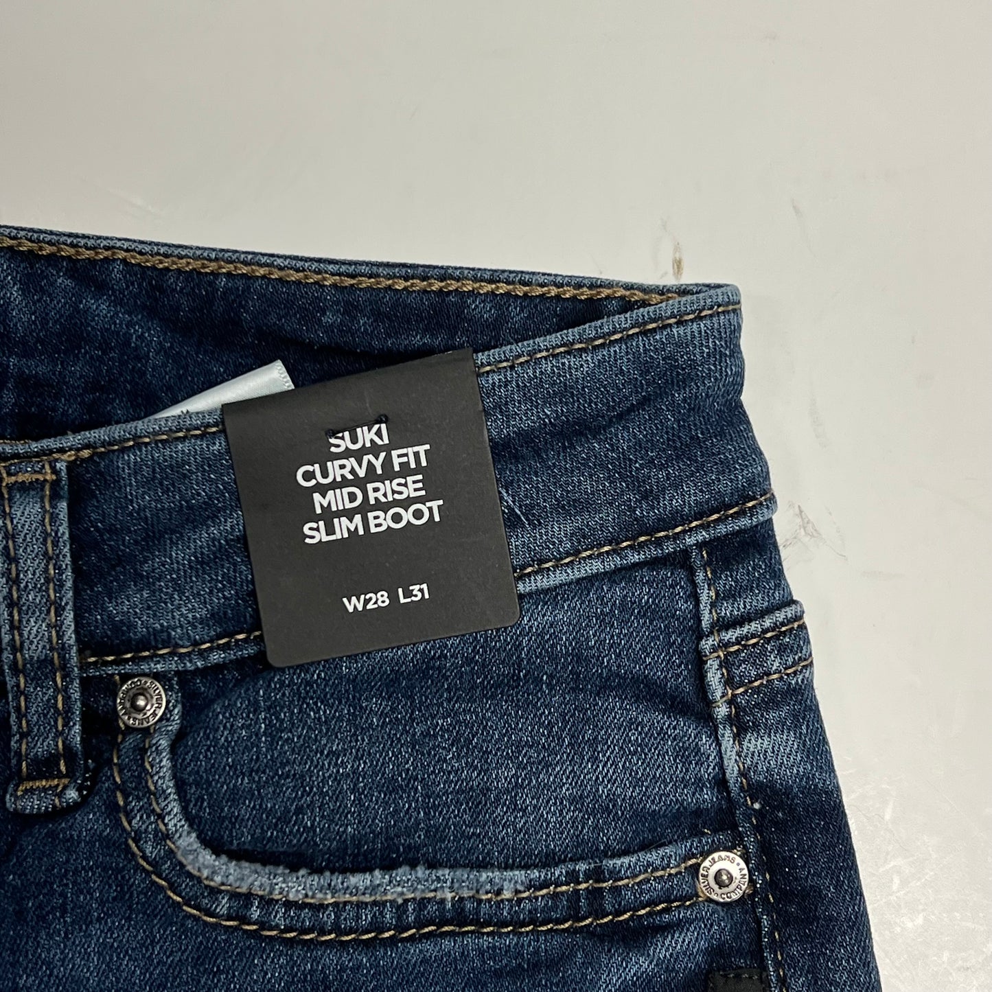 SILVER JEANS CO Suki Curvy Mid Rise Slim Boot Jean Women's Sz 28/31 Indigo