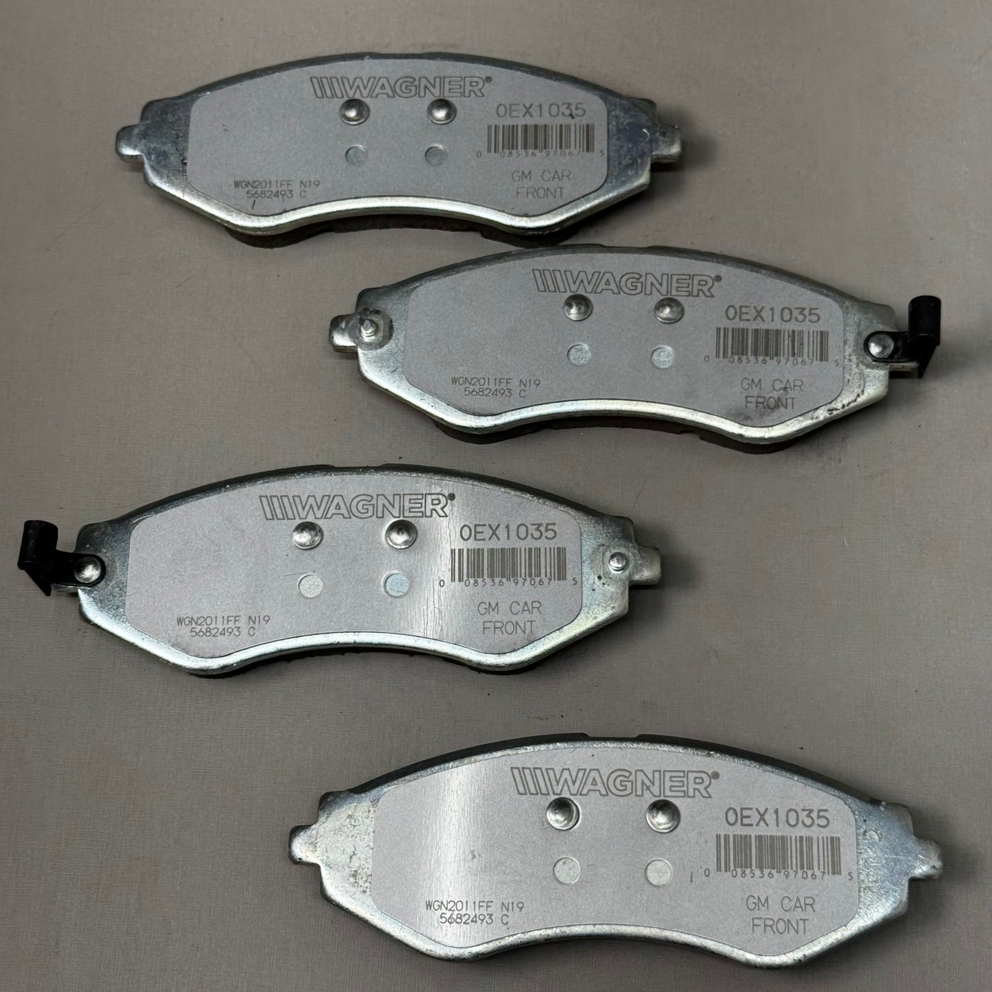 WAGNER OEx Ceramic Disc Brake Pad Set 6" x 2" Grey OEX1035