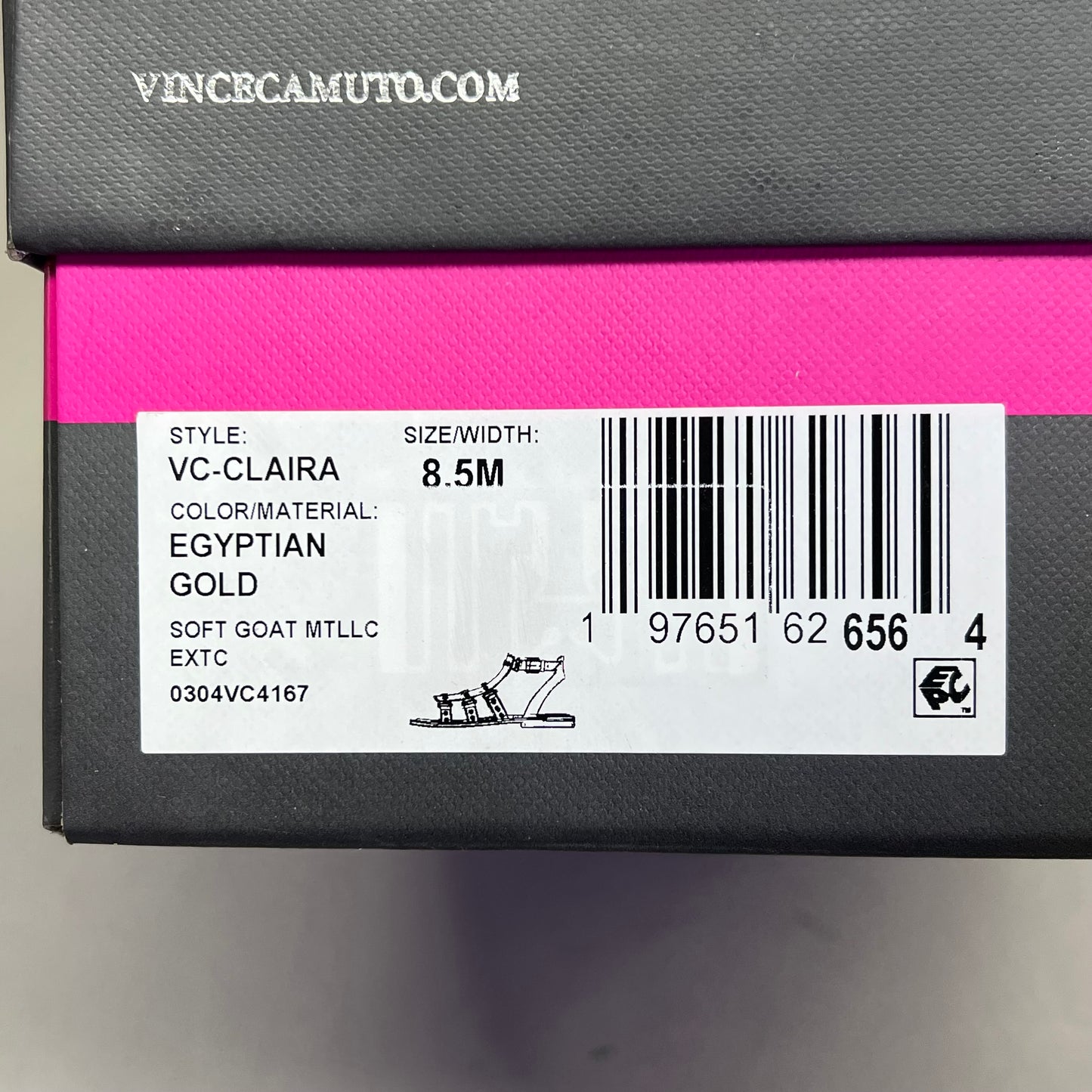 VINCE CAMUTO Leather Studded Gladiator Sandals Women's Sz 8.5M Egyptian Gold