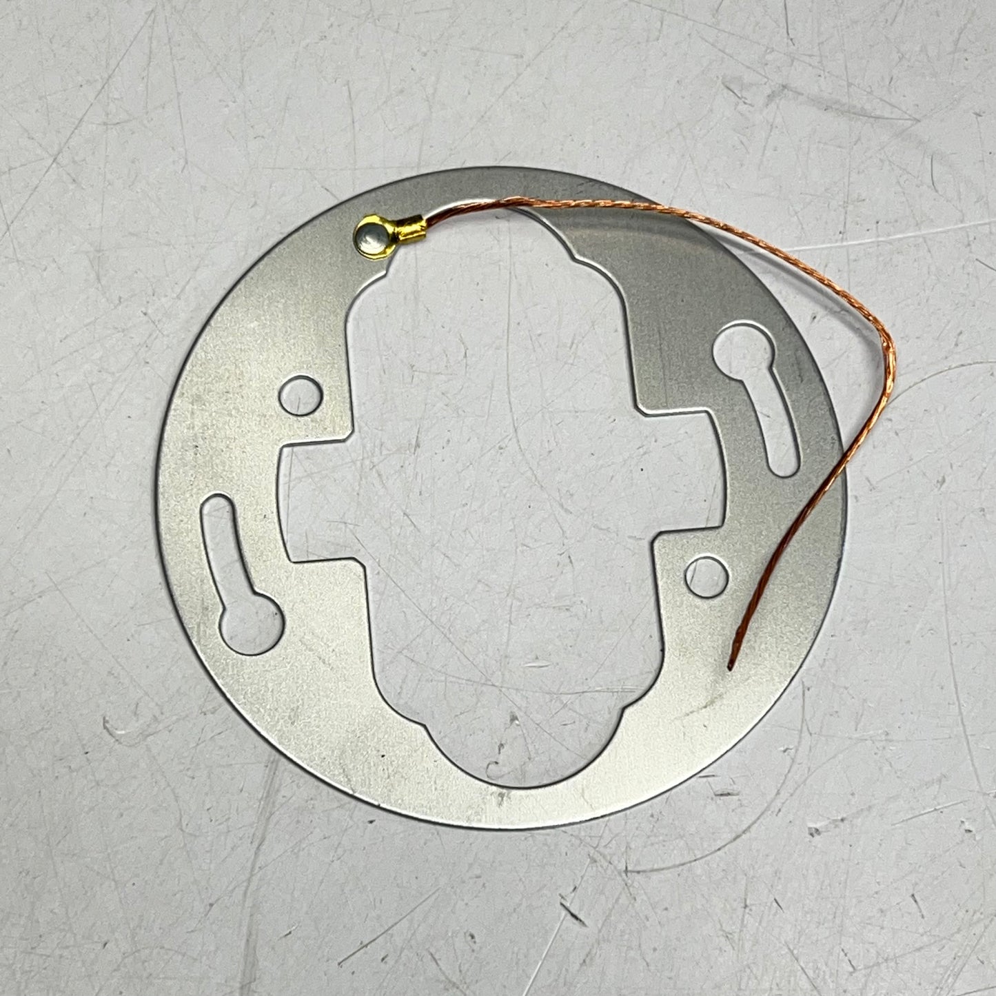 SIGNIFY Lightolier Surface Mounted Led  5" 600LM 90CRI 3000K White S5R930K7