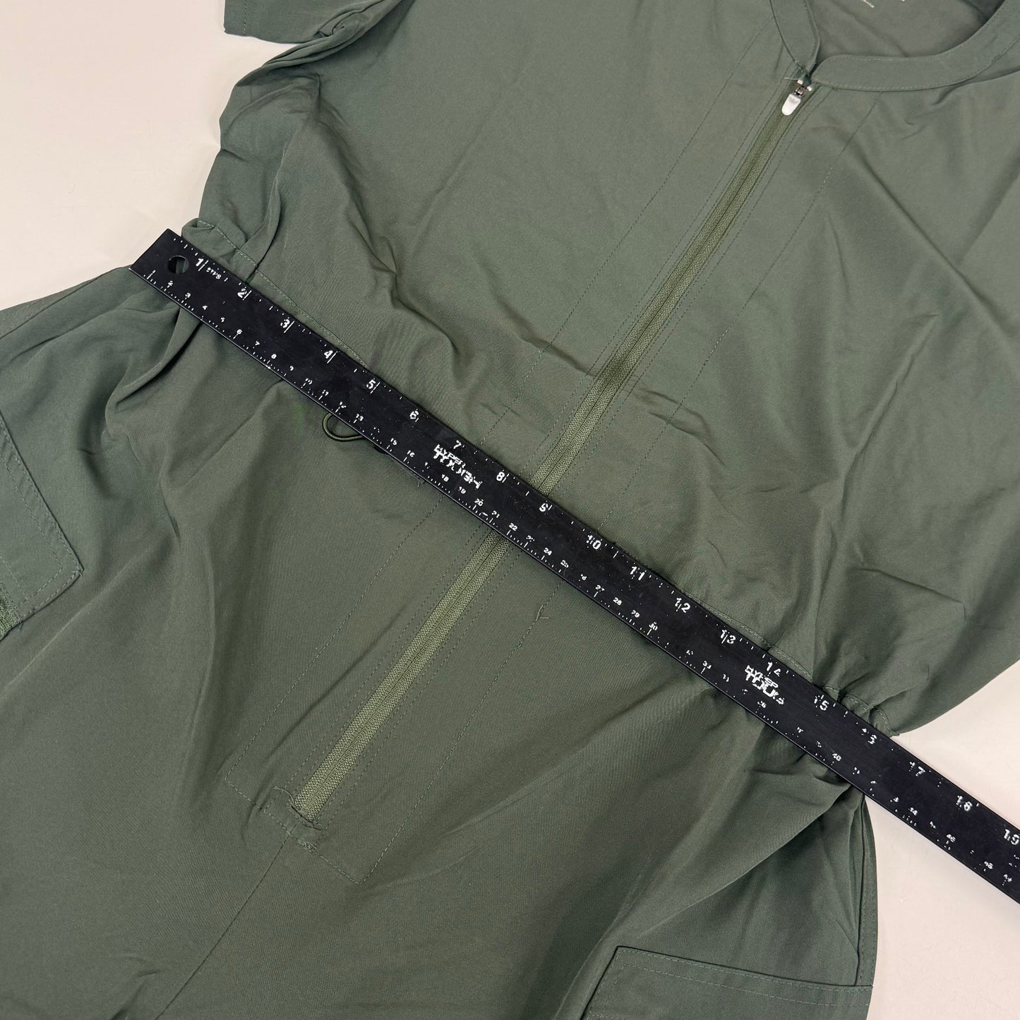 GREEN TOWN 4 Flex Scrubs Jumpsuit Cinch In Waist Women's Sz XL Olive GFX-023AST